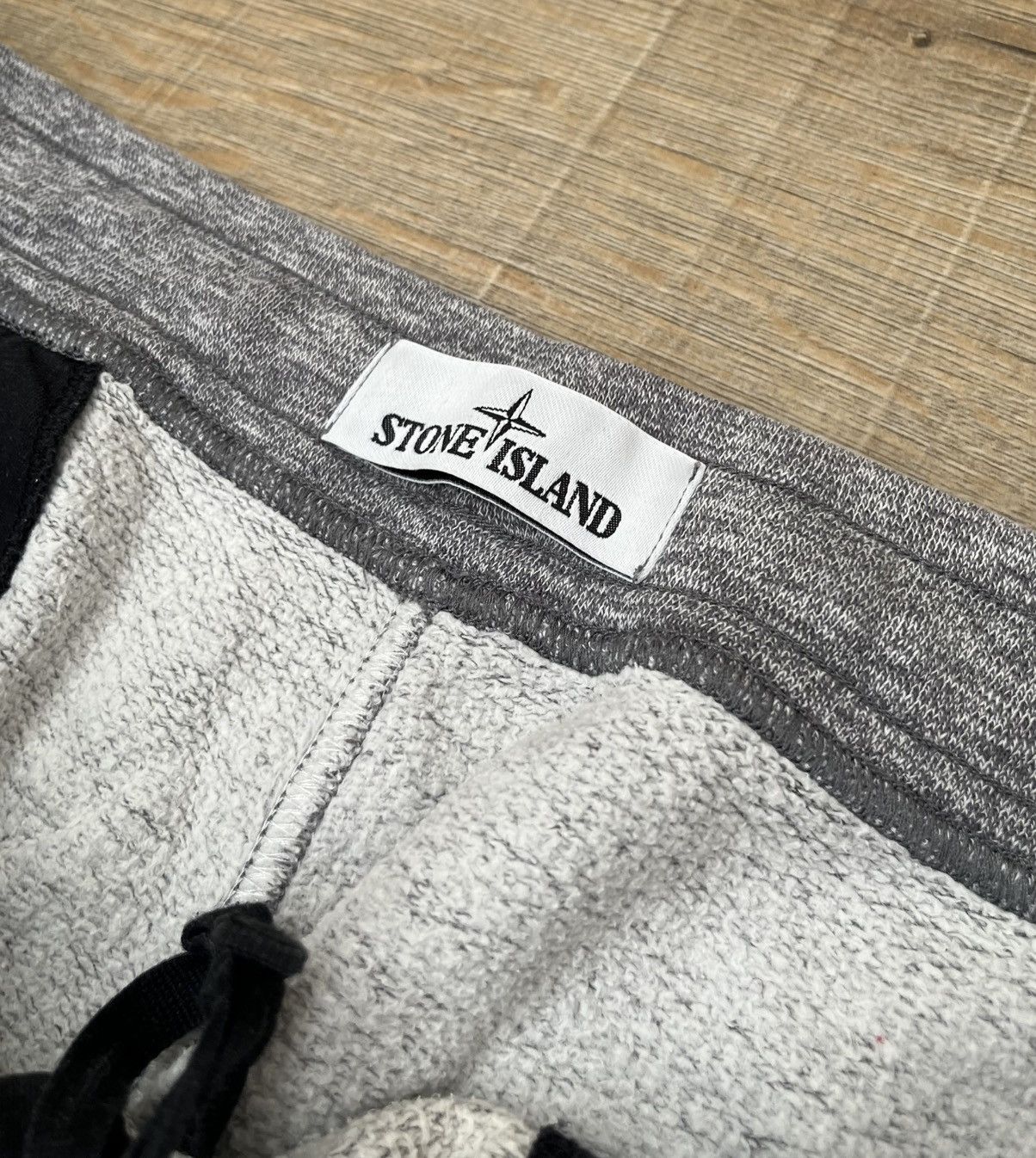 STONE ISLAND PATCH PROGRAM PANTS