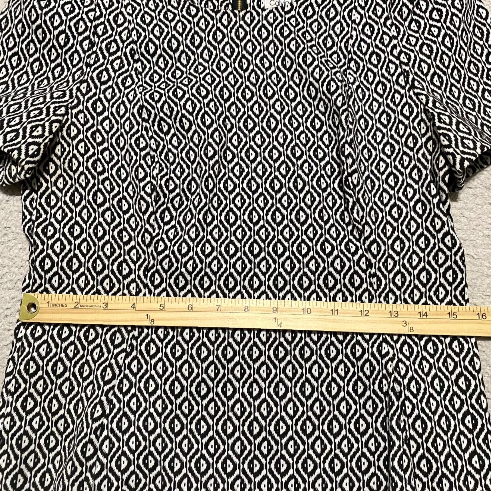 Calvin Klein Calvin Klein Dress Womens 12P Black Geometric Short Sleeve Round Neck Sheath Size 34" / US 12 / IT 48 - 6 Thumbnail