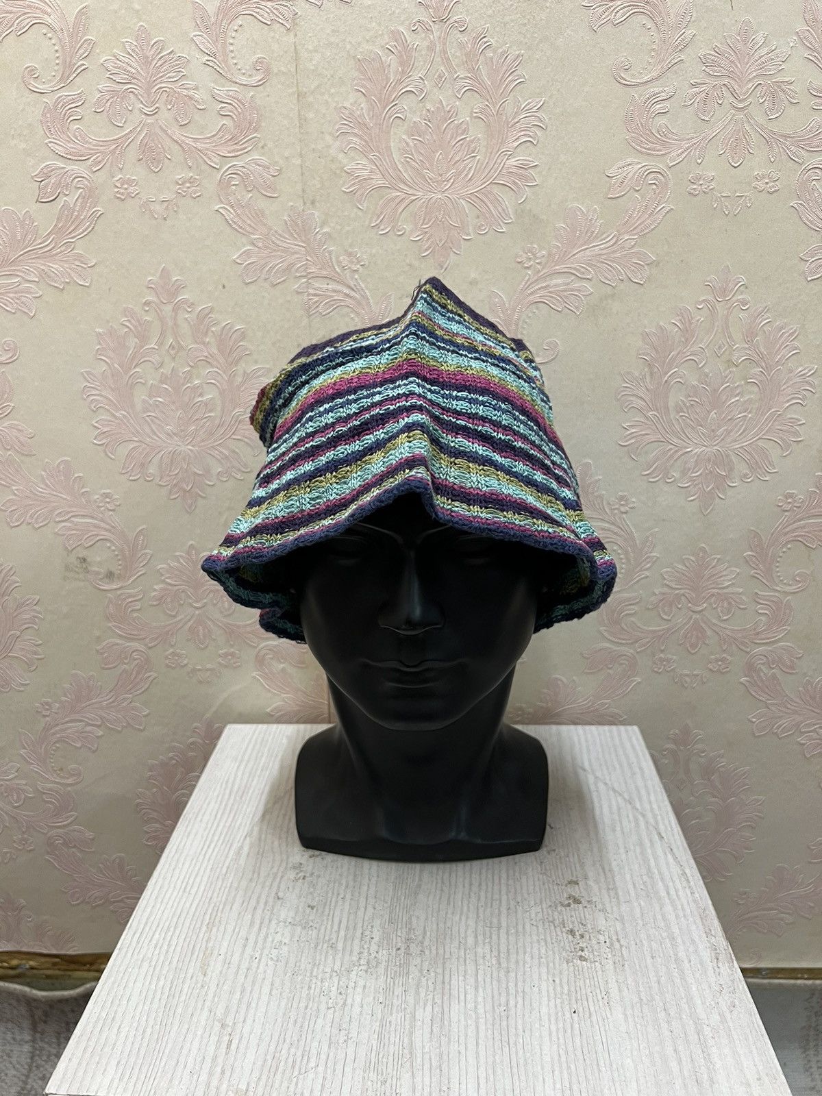 Japanese Brand × Kenzo Japanese Brand Kenzo Jungle Crochet Beanie Hats Size ONE SIZE - 2 Thumbnail