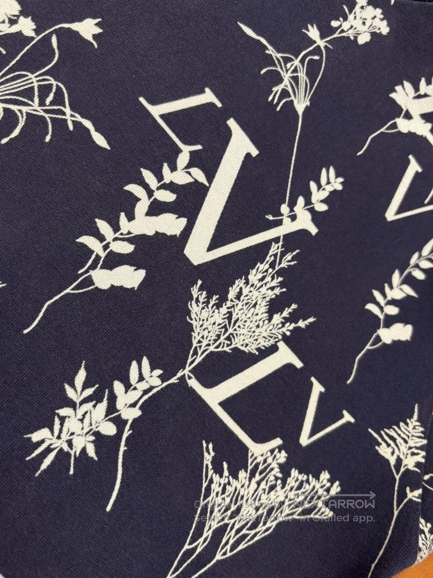 Louis Vuitton Louis Vuitton Letter Print Crewneck T. Size US M / EU 48-50 / 2 - 5 Thumbnail