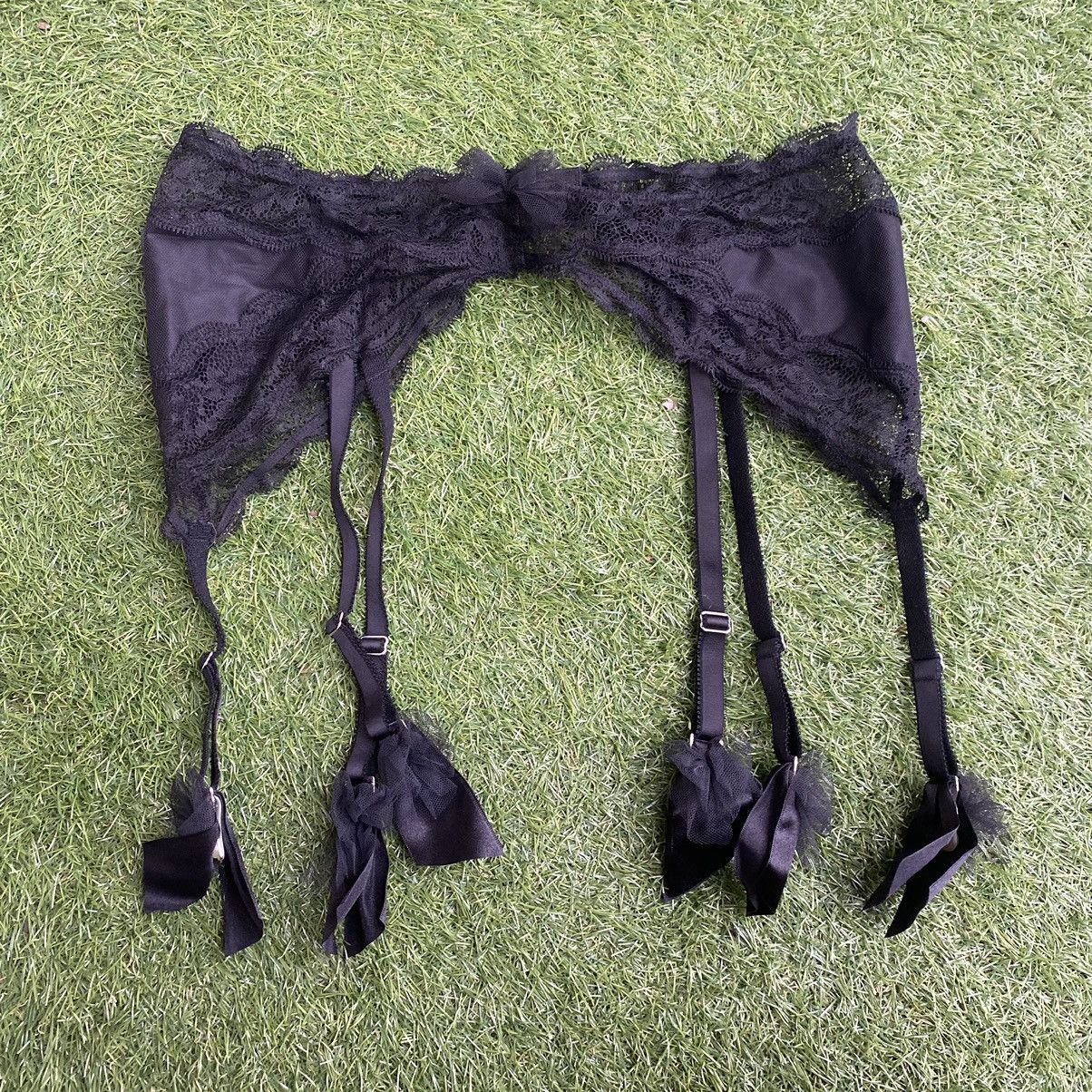 Victoria's Secret New victoria’s secret suspenders Size ONE SIZE - 11 Thumbnail