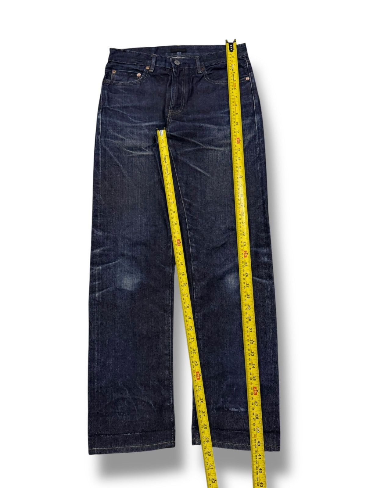 Uniqlo Vintage Uniqlo Jeans Selvedge Denim Japan | Vintage Fade W30 Size US 30 / EU 46 - 13 Thumbnail