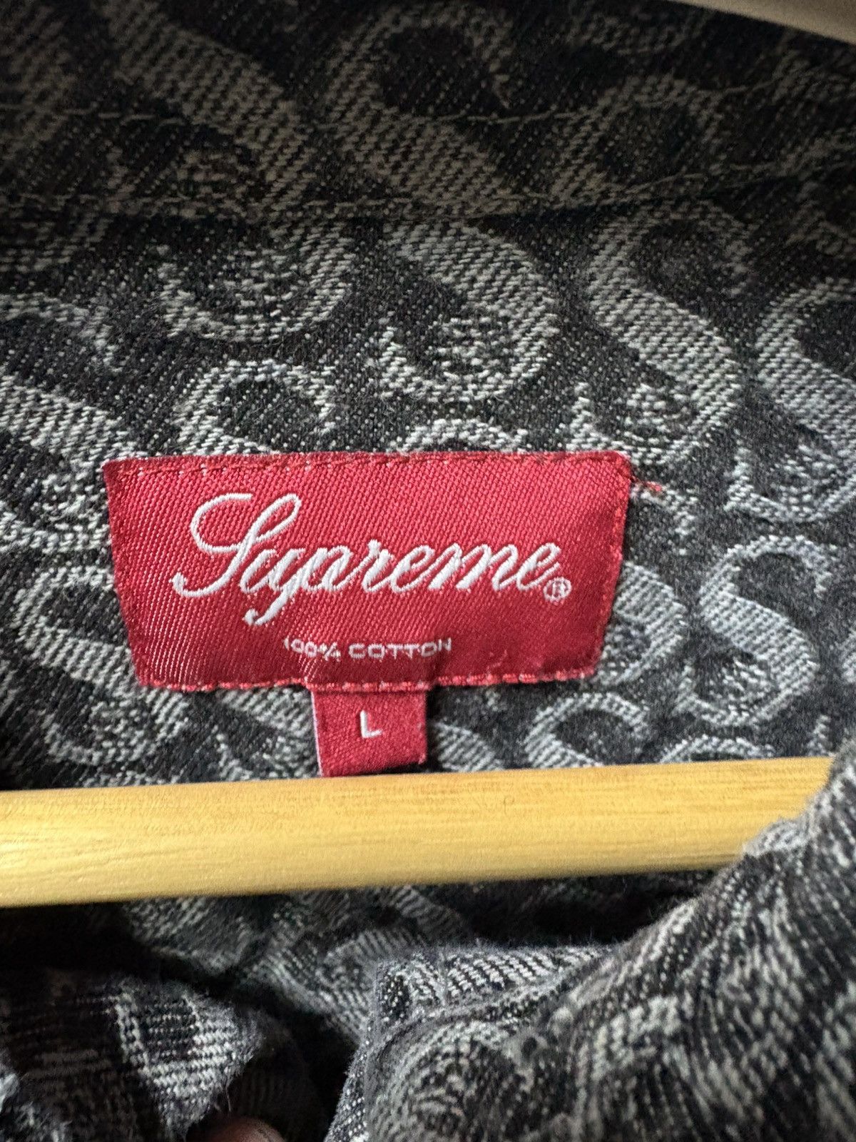Supreme Supreme Monogram Denim Shirt 'Black' Size US L / EU 52-54 / 3 - 2 Thumbnail