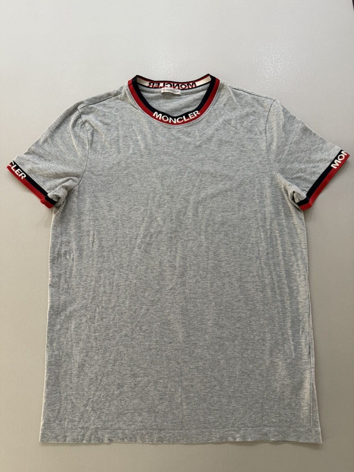 Moncler Moncler t shirt for mens Size US S / EU 44-46 / 1 - 1 Thumbnail