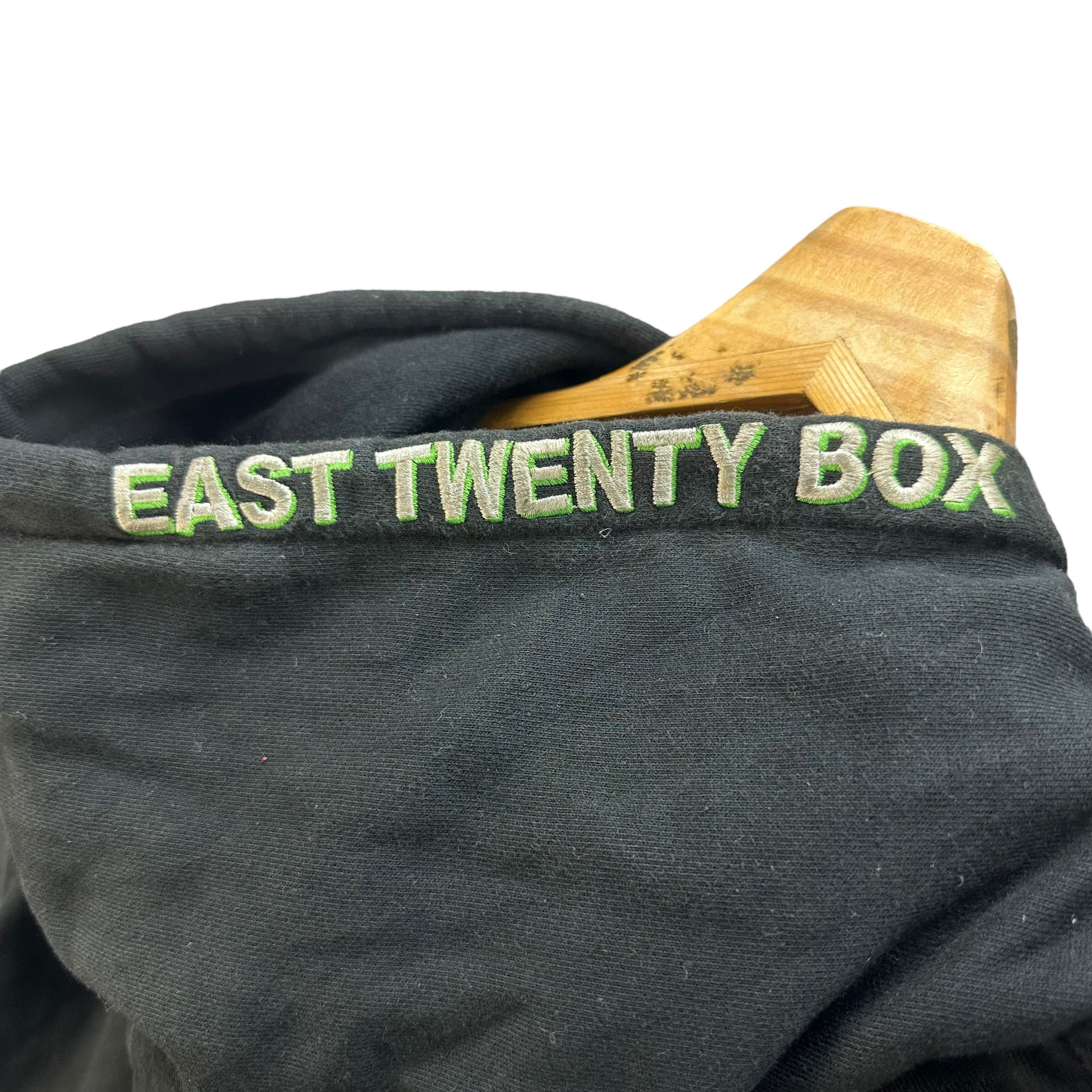 Japanese Brand TRASHED🔥 EAST 20 BOX OVERSIZED HOODIES #8026-197 Size US XL / EU 56 / 4 - 18 Thumbnail