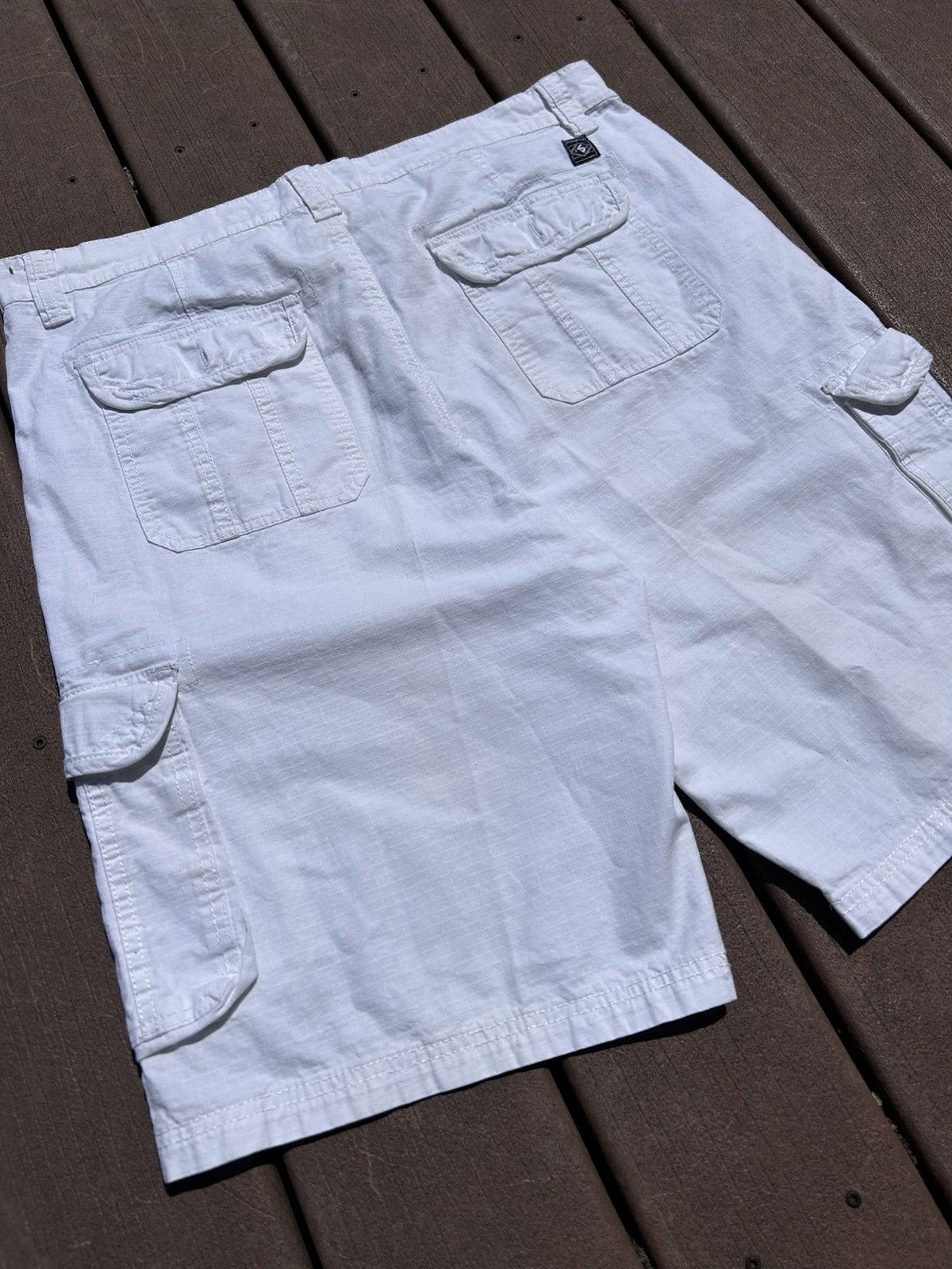 Southpole Southpole White Painters Cargo Shorts Size US 36 / EU 52 - 1 Thumbnail