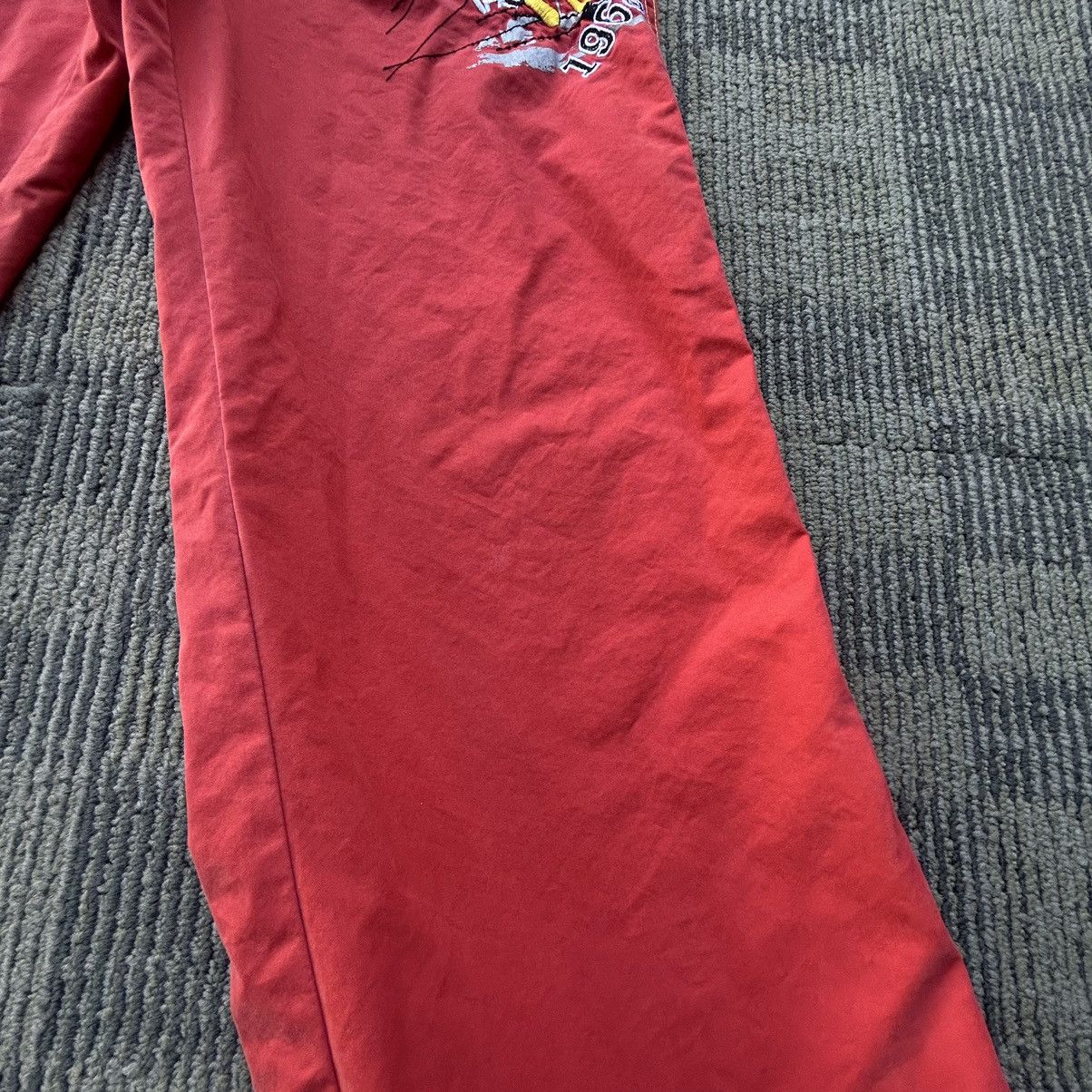 Disney Vtg Disney Winnie The Pooh Chinese Graphic Embroidered Pants Size 26" / US 2 / IT 38 - 8 Thumbnail