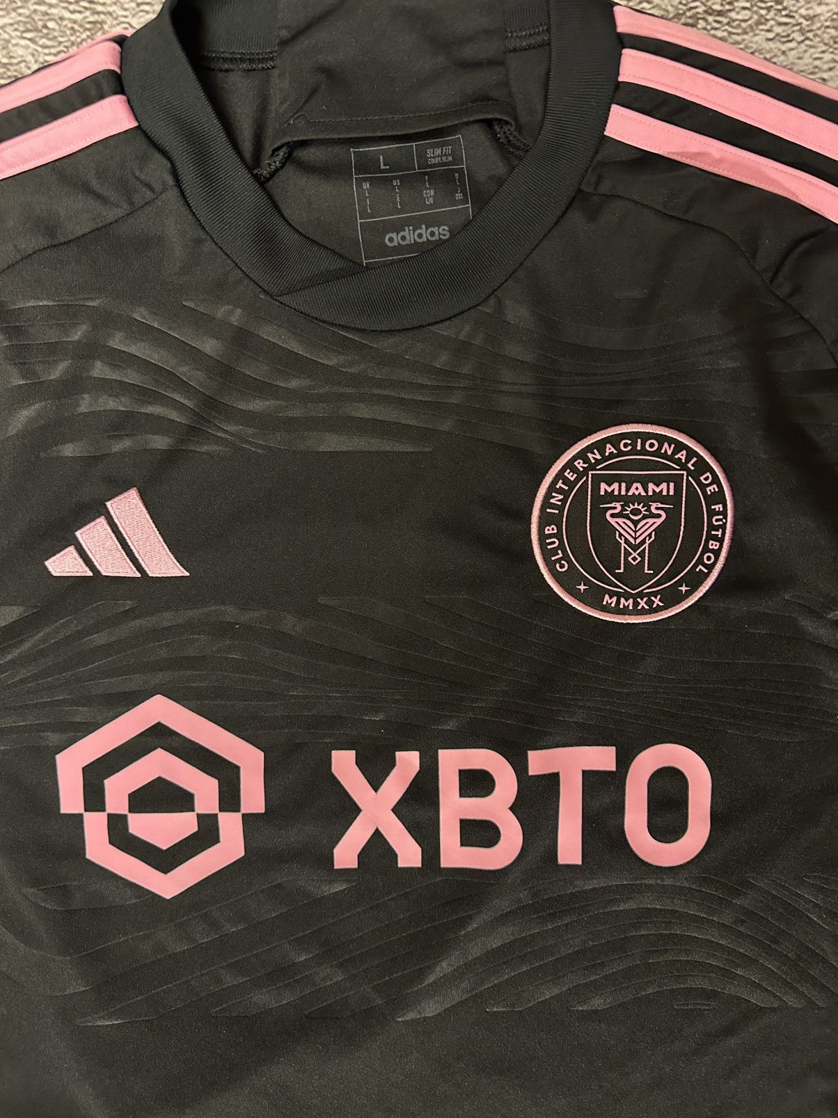 Adidas Inter Miami 2023 Away Jersey | Vintage Soccer Size US L / EU 52-54 / 3 - 5 Thumbnail