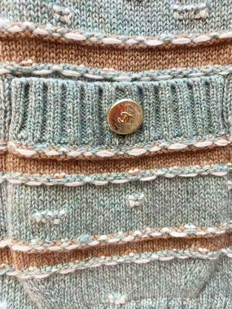 Chanel Chanel 24K cashmere knitted vest Size XXS / US 00 / IT 34 - 4 Thumbnail