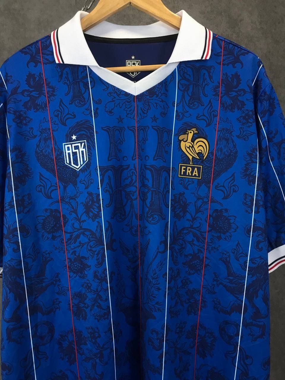 Other FFF France art soccer jersey Size US XXL / EU 58 / 5 - 3 Thumbnail