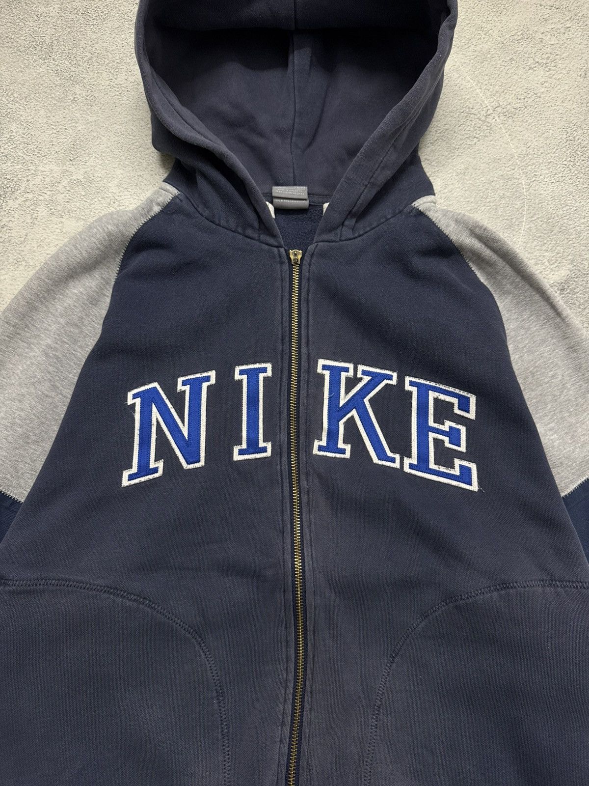 Nike Vintage Y2k Faded 🔥 Nike Zip Hoodie Spell Out Big Logo 00’s Size US L / EU 52-54 / 3 - 3 Thumbnail