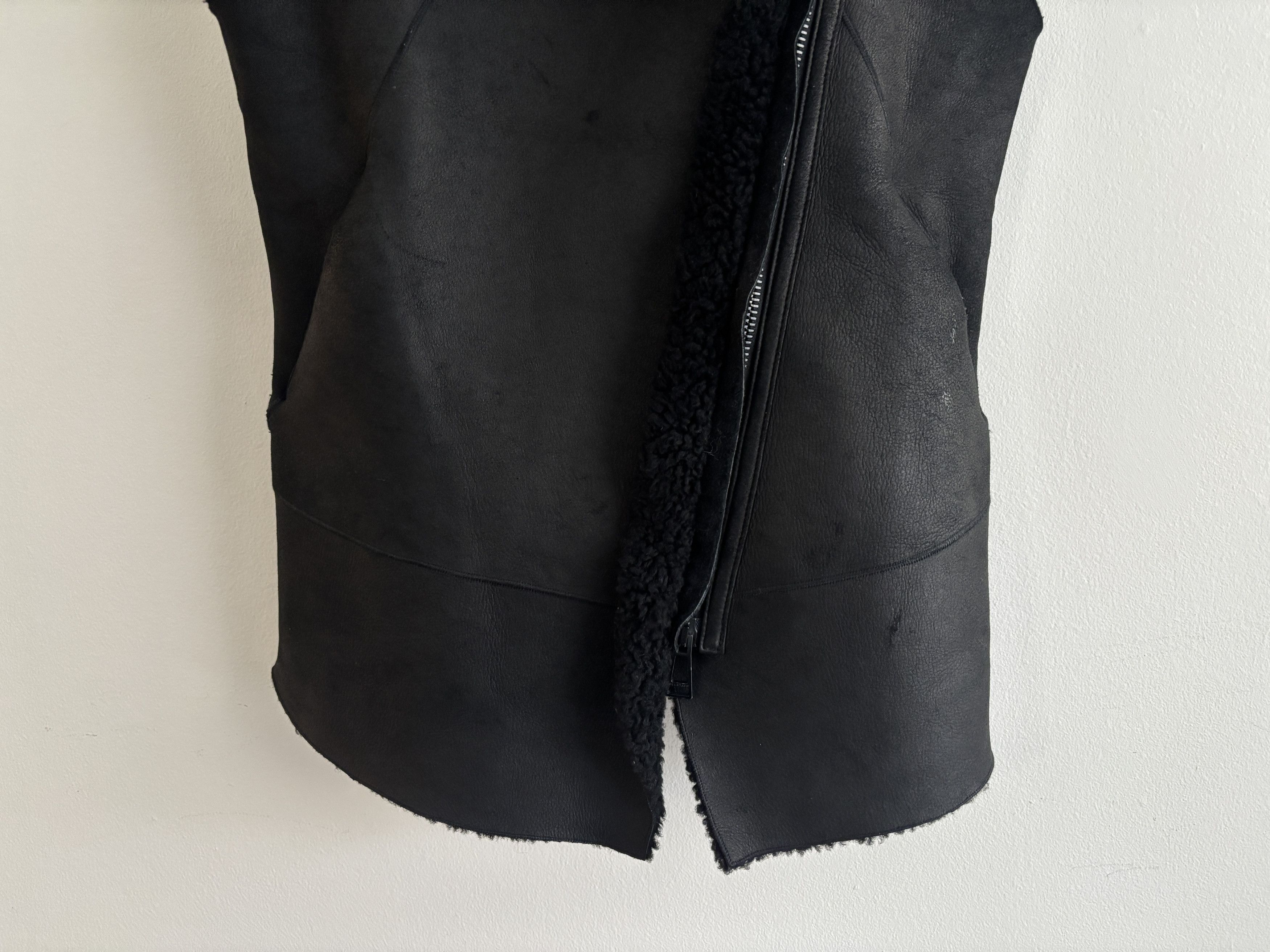 Belstaff $1200 Black Leather Shearling/ Sheepskin Vest - Small Size S / US 4 / IT 40 - 3 Thumbnail