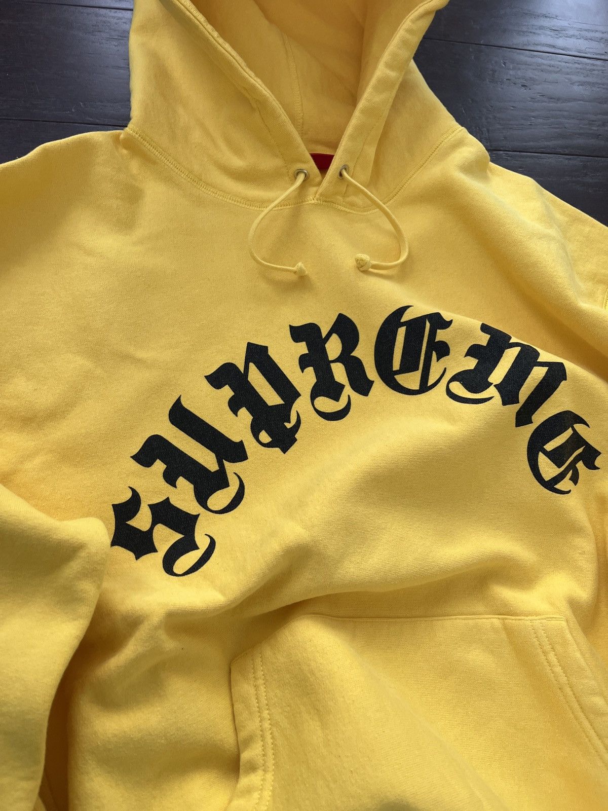 Supreme Supreme Old English arc Hooded Sweatshirt L Size US L / EU 52-54 / 3 - 3 Thumbnail