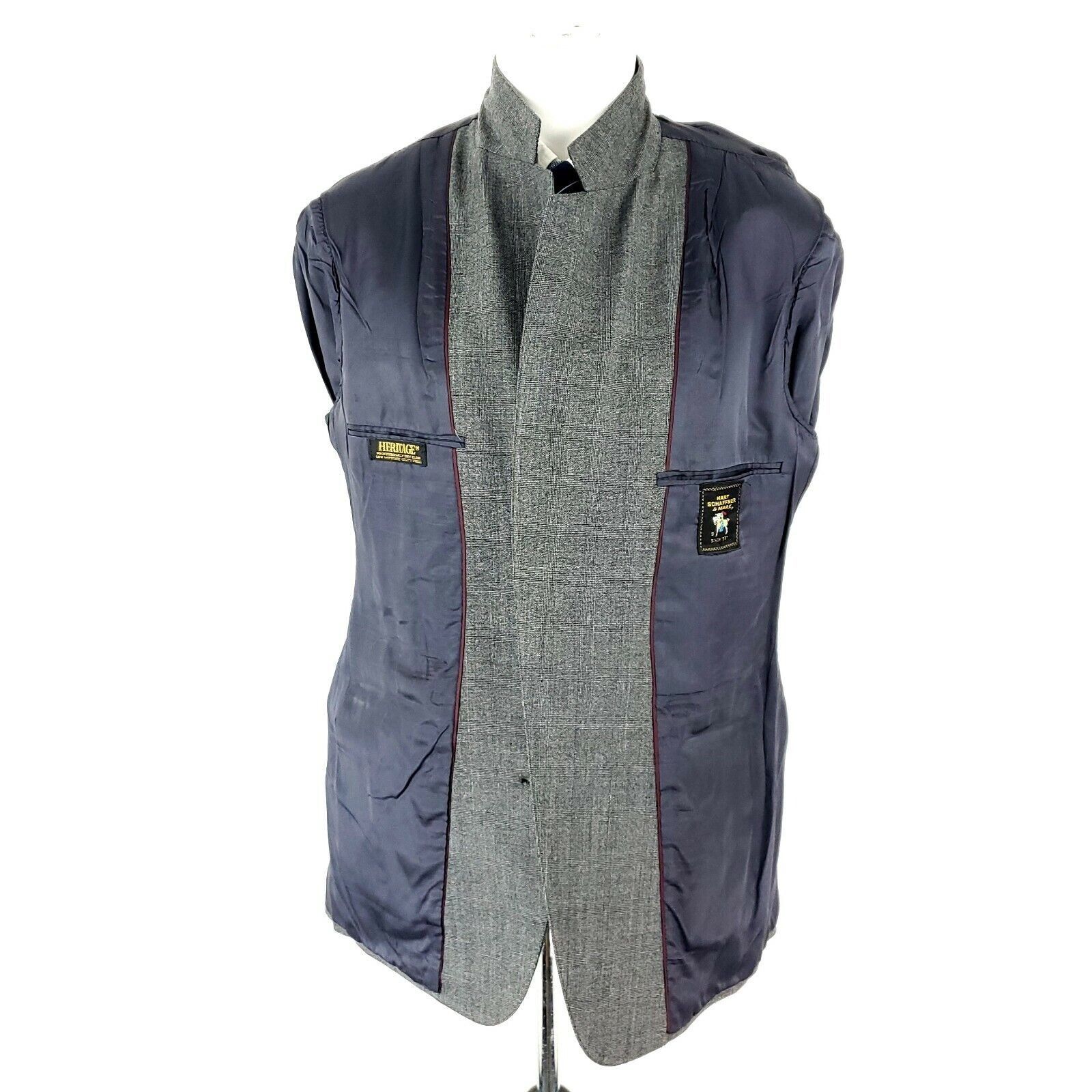 Hart Schaffner Marx Hart Schaffner Marx Wool 2 Button Sport Coat 40R Gray Plaid Size 40R - 8 Thumbnail