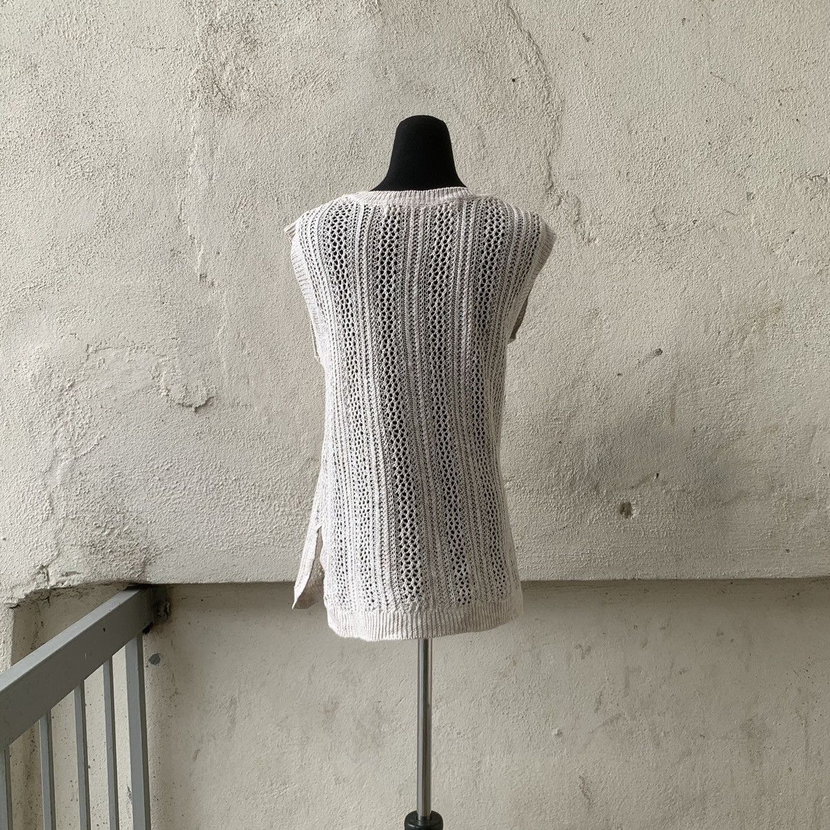 GOA Natural Vintage Goa Avant Garde Design Sleeveles Knitwear Size US S / EU 44-46 / 1 - 5 Thumbnail