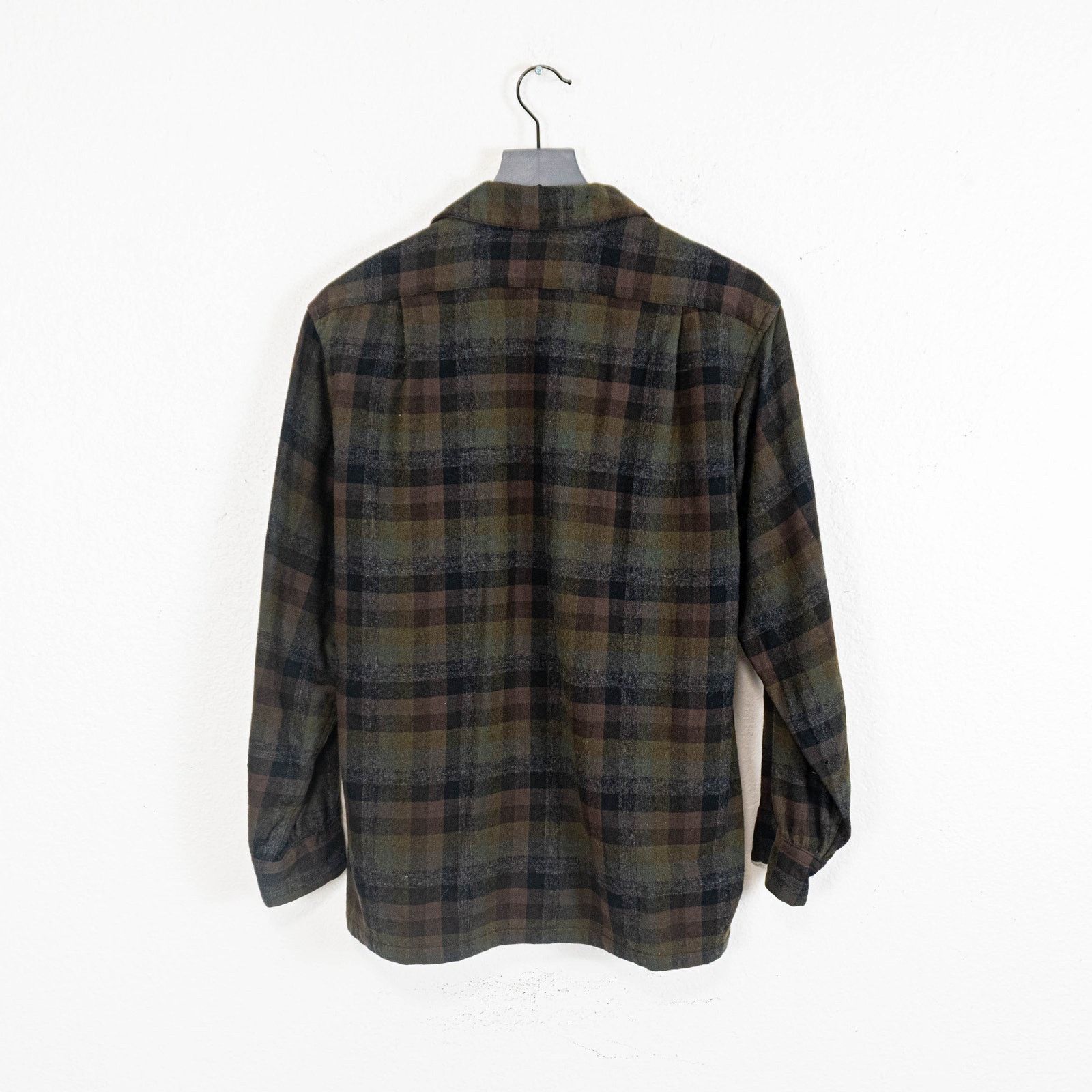 Pendleton 1950s Pendleton Wool Board Shirt Desmond’s Plaid Loop Collar Size US M / EU 48-50 / 2 - 4 Thumbnail