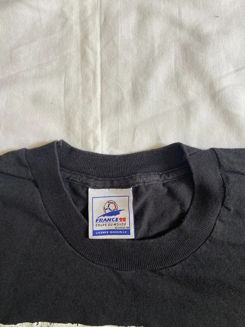 Vintage 1998 VINTAGE FIFA WORLD CUP FRANCE SOCCER FOOTBALL T SHIRT Size US XL / EU 56 / 4 - 4 Thumbnail