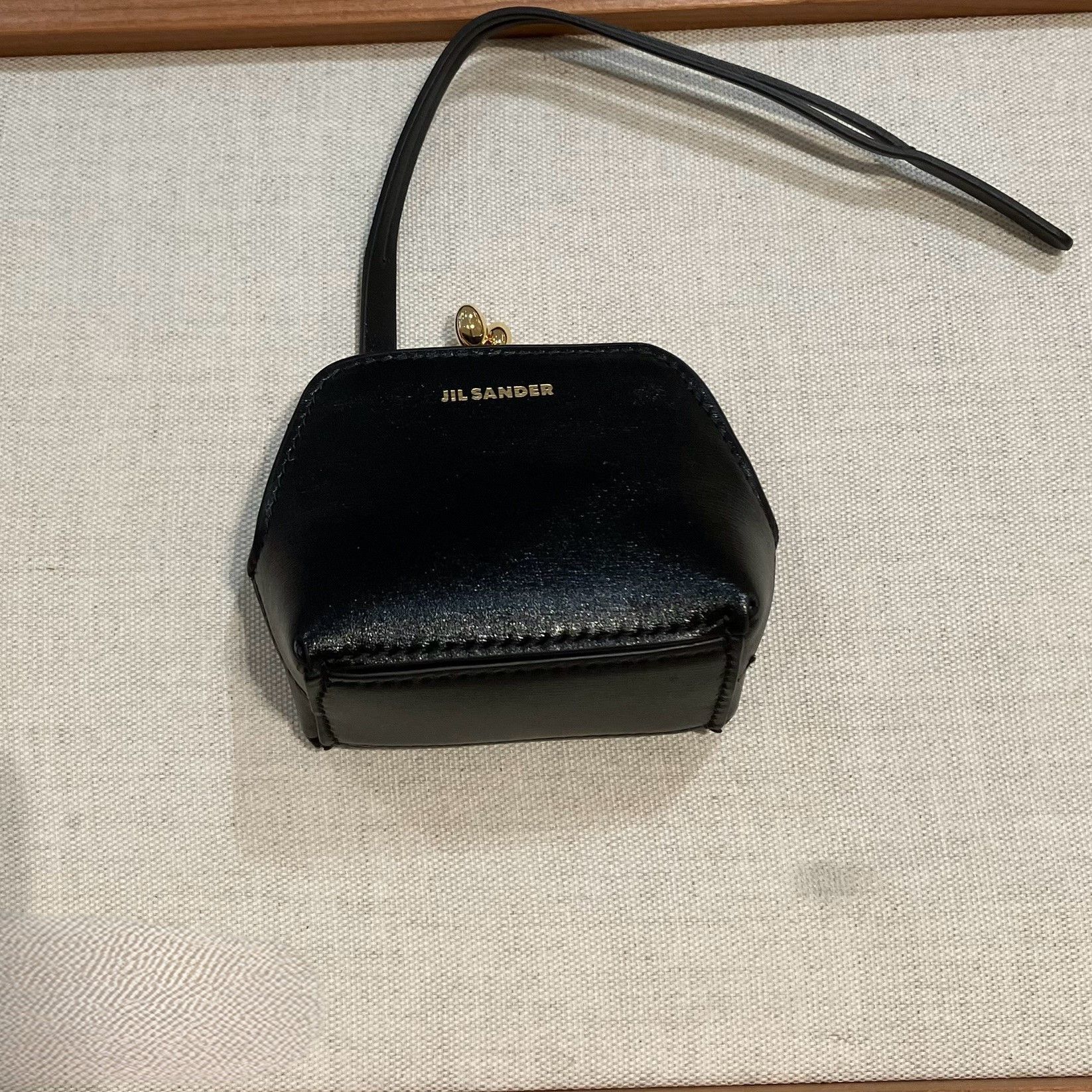 Jil Sander o1loc1c1124 Size: OS/ Goji Logo Leather Pouch in Black Size ONE SIZE - 1 Preview