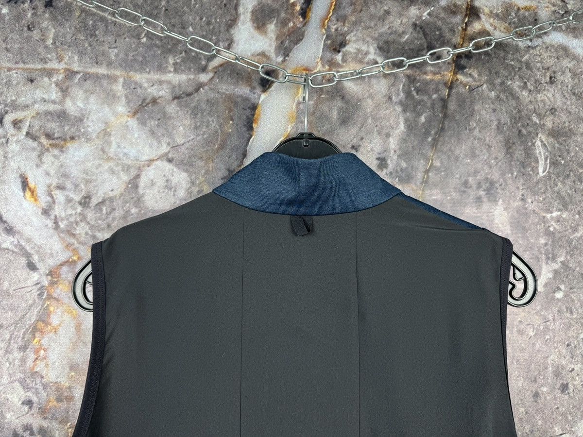 Asics Men’s ASICS Vest Black Blue Streetwear Size XL Size US XL / EU 56 / 4 - 11 Thumbnail