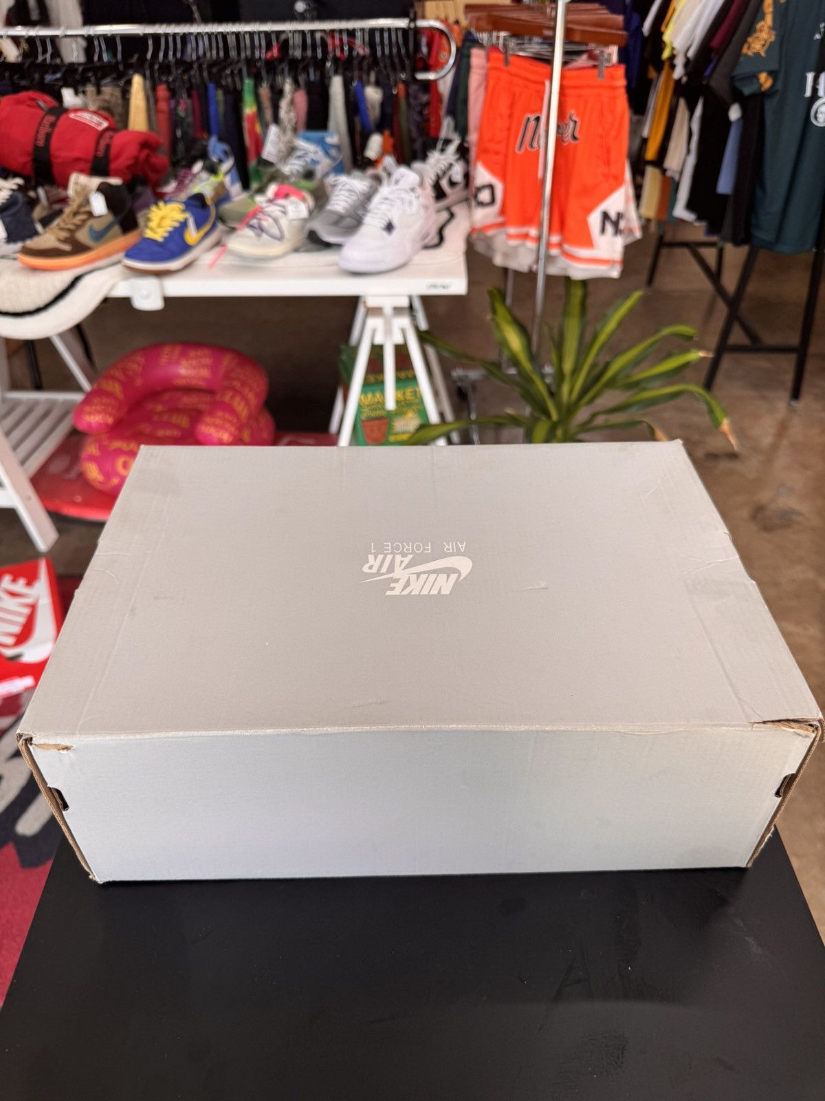 Nike Nike Air Max 1 Black Light Bone Sz. 13 (2018) Size US 13 / EU 46 - 15 Thumbnail