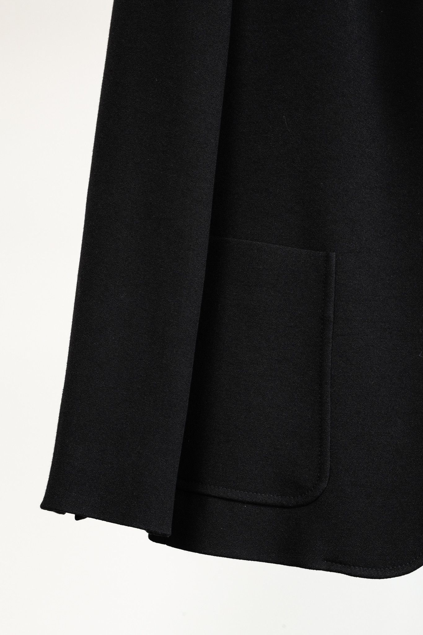 Stella McCartney Stella McCartney PF/12 Black Viscose-Crepe Longline Blazer Size M / US 6-8 / IT 42-44 - 6 Thumbnail