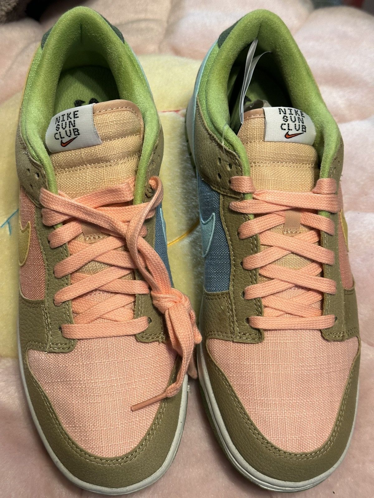 Nike Nike Dunk Low Sun Club SIZE 9 Size US 9 / EU 42 - 2 Thumbnail