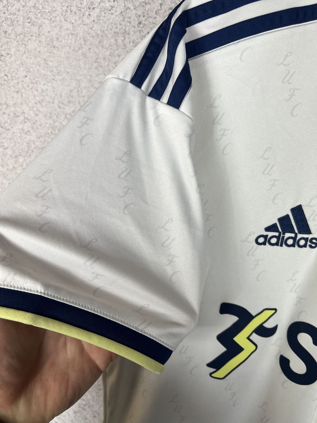 Adidas Adidas Fc Leeds 2022 2023 Home Soccer Jersey Football Shirt Size US M / EU 48-50 / 2 - 5 Thumbnail
