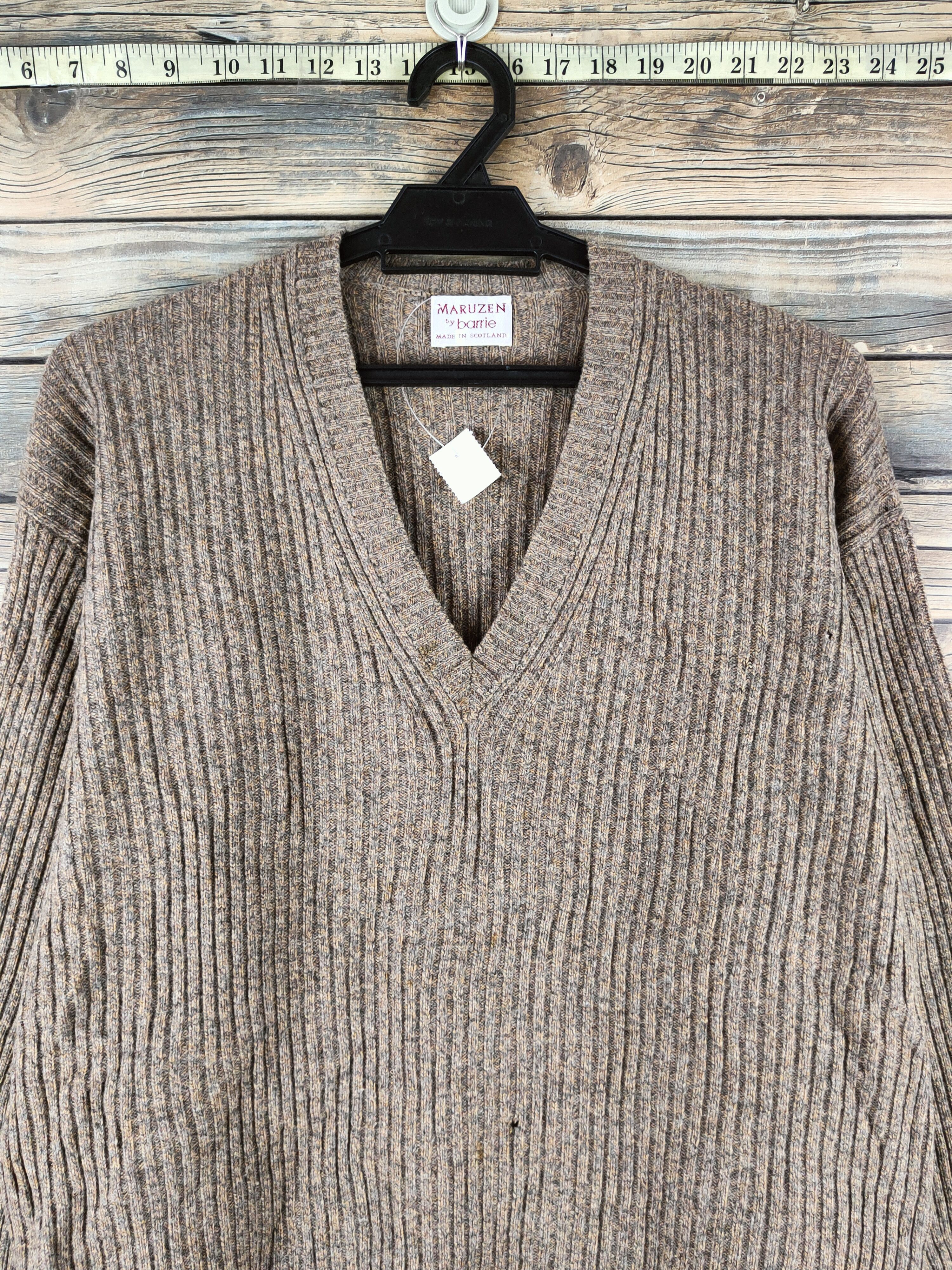 Barrie DL Maruzen by Barrie Brown Knitwear Sweatshirts #46-149 Size US M / EU 48-50 / 2 - 2 Thumbnail