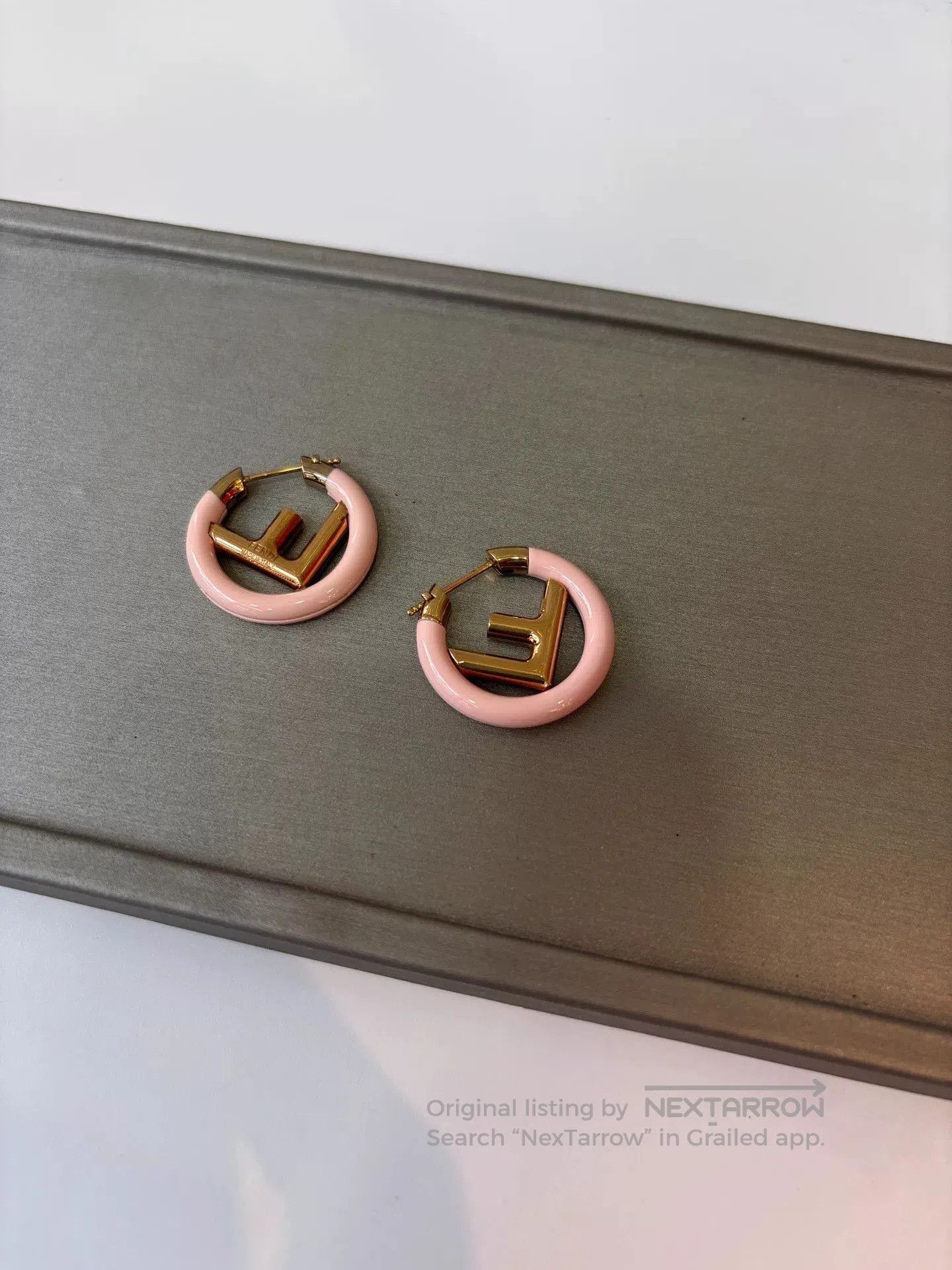 Fendi Fendi Enamel Pink F Circle Earrings. Size ONE SIZE - 1 Thumbnail