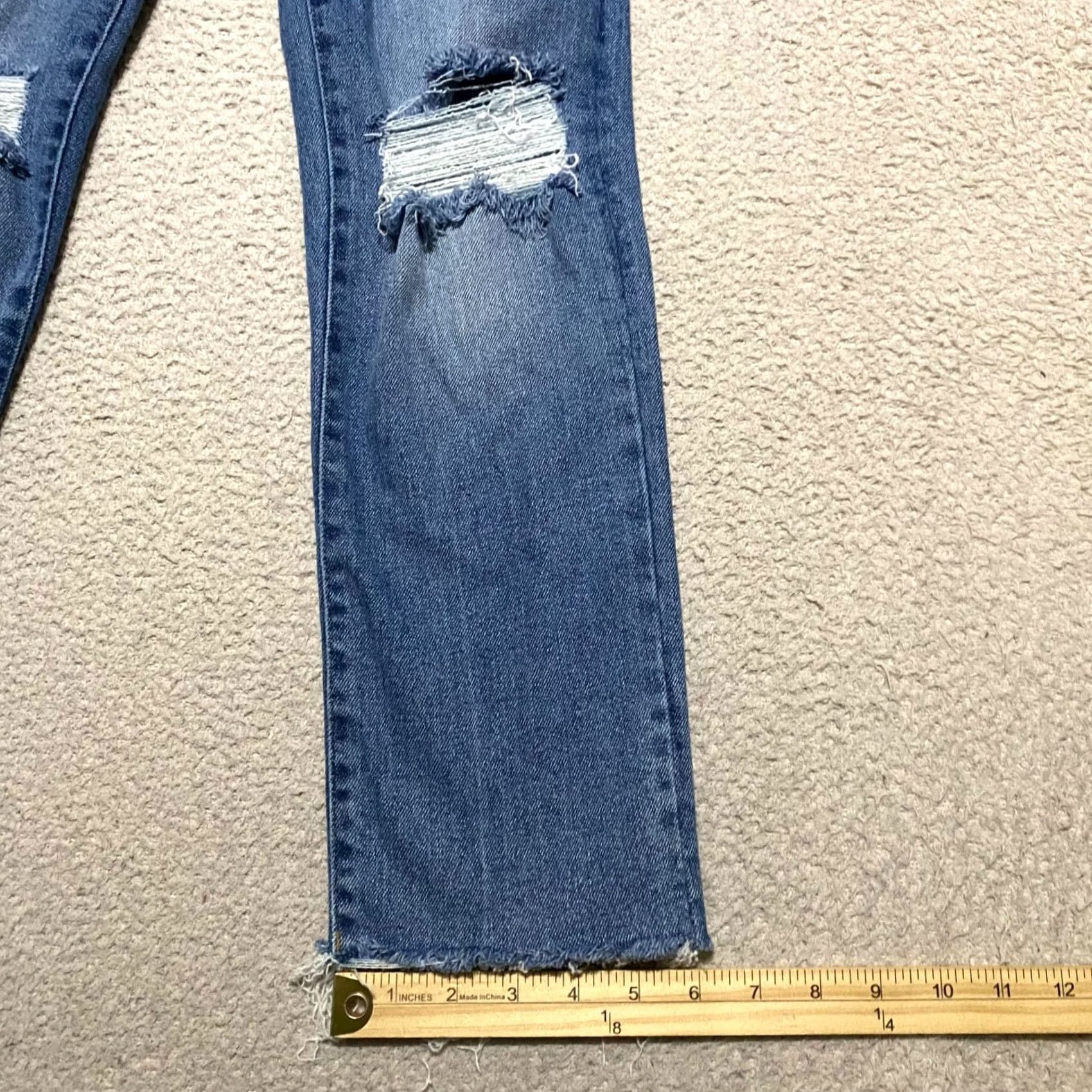 Vintage Kensie Jeans Jeans Blue Denim Medium Wash Slim Straight Distressed Raw Hem Womens Size 2 Size 26" / US 2 / IT 38 - 5 Thumbnail