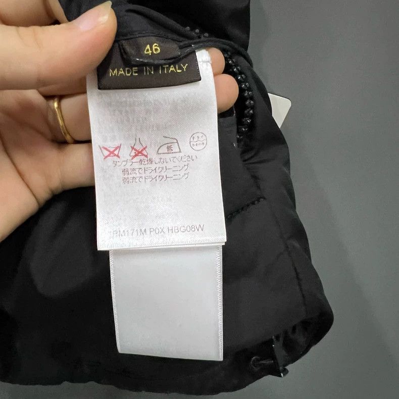 Louis Vuitton Louis Vuitton Black Patchwork Down Vest Size US S / EU 44-46 / 1 - 3 Thumbnail