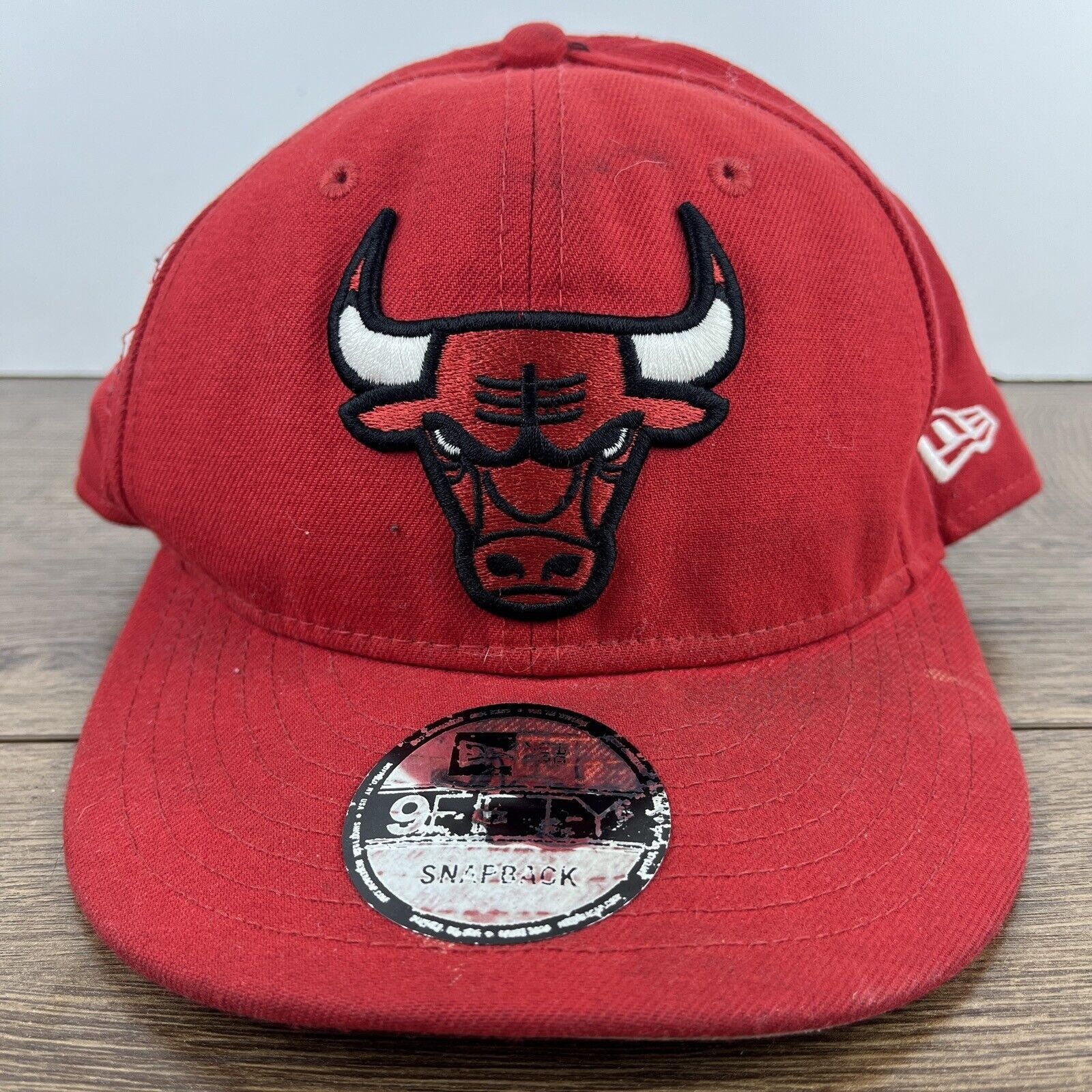 New Era Chicago Bulls Snapback Hat New Era 9FIFTY Red Hat Adjustable Size ONE SIZE - 1 Thumbnail