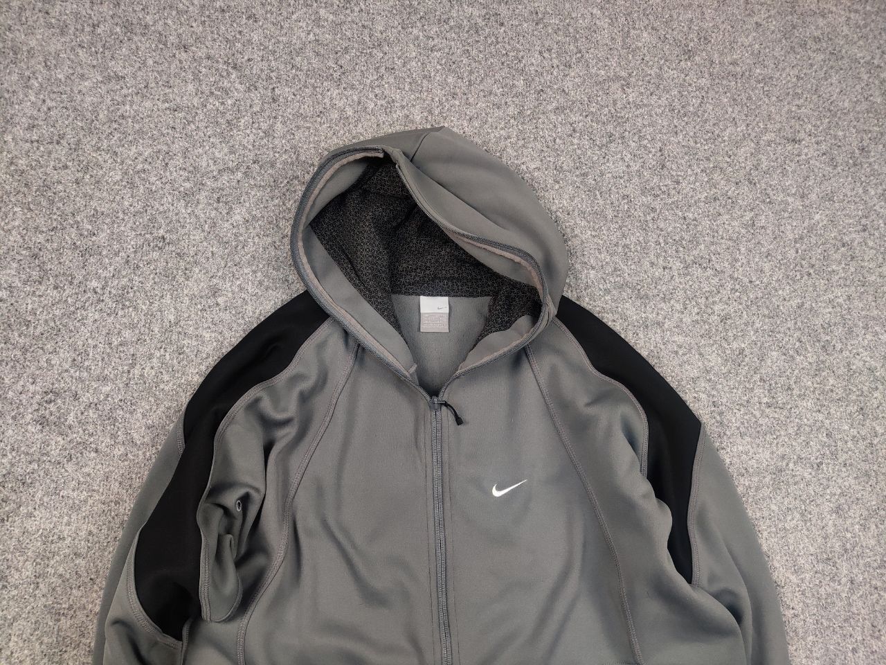 Nike Vintage Nike Swoosh Y2K Ninja Japan Full Zip Gray Hoodie Size US L / EU 52-54 / 3 - 4 Thumbnail
