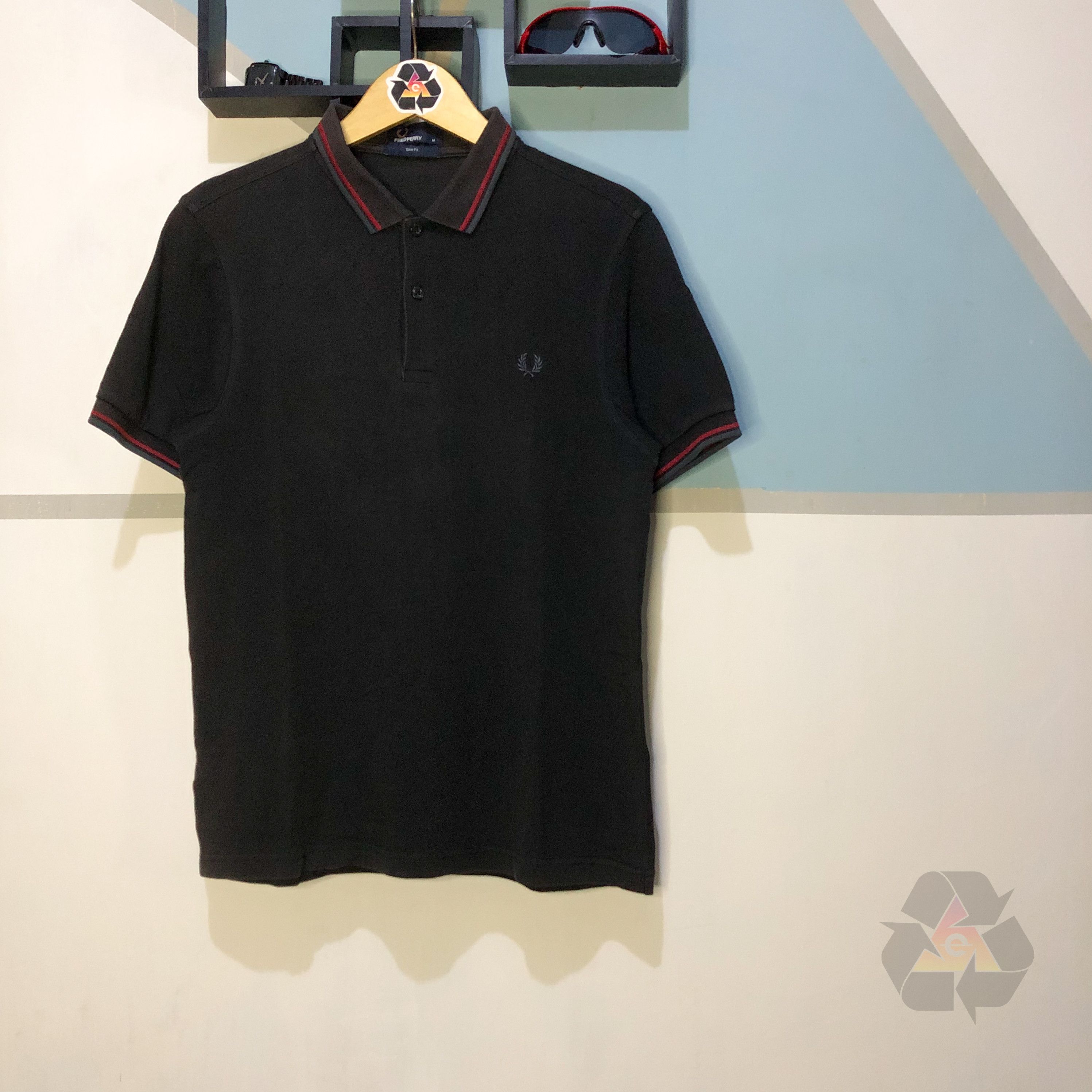Fred Perry × Vintage Fred Perry Polo Shirt Black On Black Y2K Size US M / EU 48-50 / 2 - 1 Thumbnail