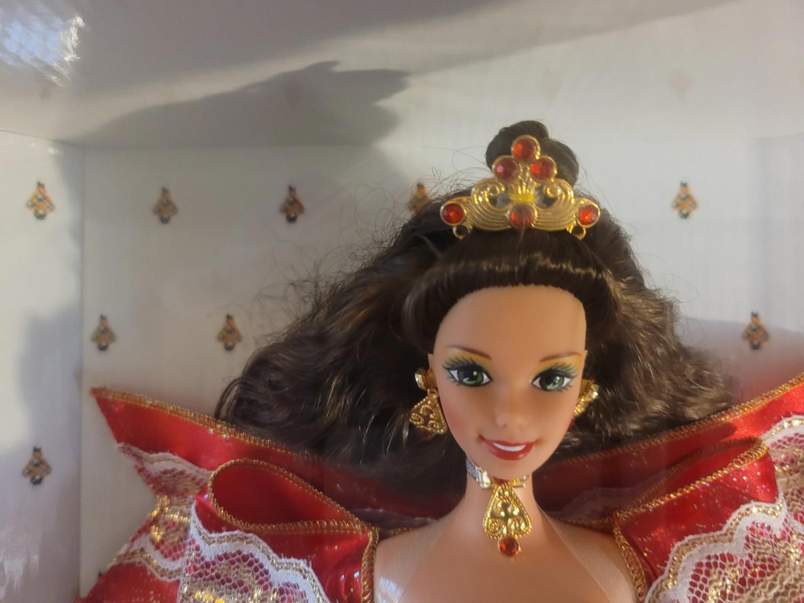 Designer SUPER RARE Grn.Eyes Happy Holidays Special Edition 97 Barbie Size ONE SIZE - 5 Thumbnail