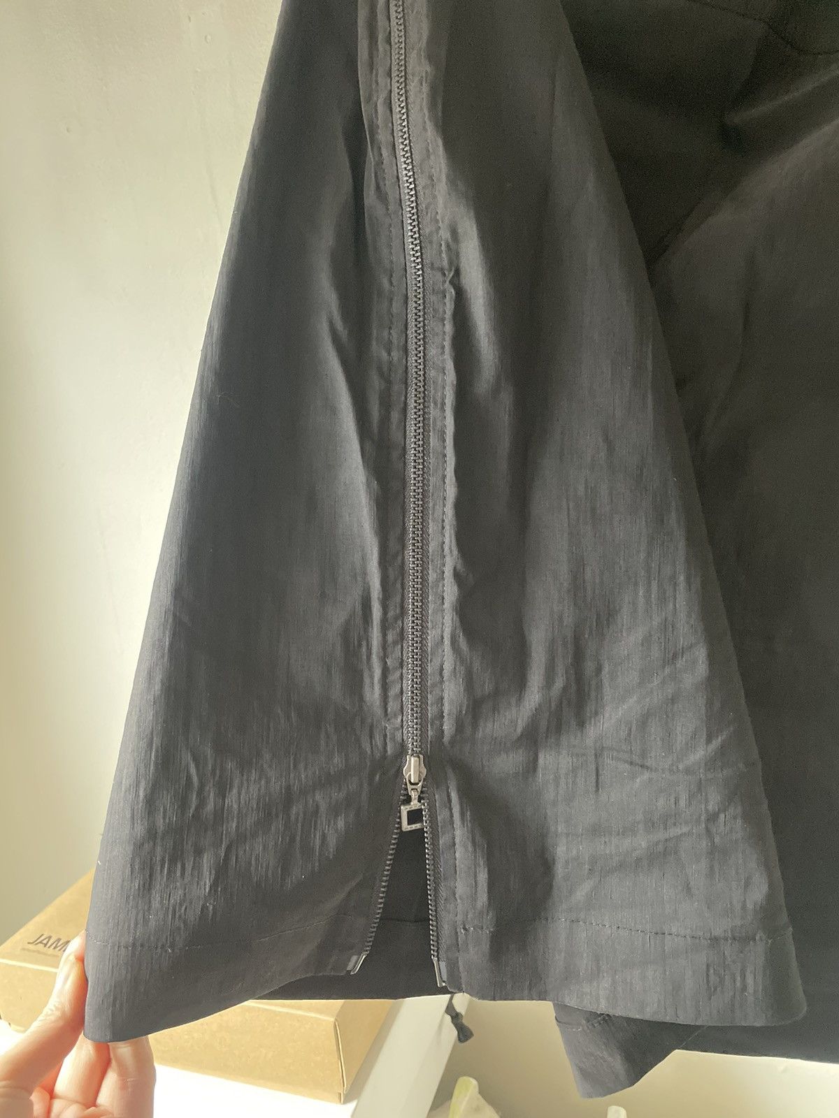 Sarah Pacini Sarah Pacini low rise midi skirt with wide zipper (M) Size 27" / US 4 / IT 40 - 6 Thumbnail