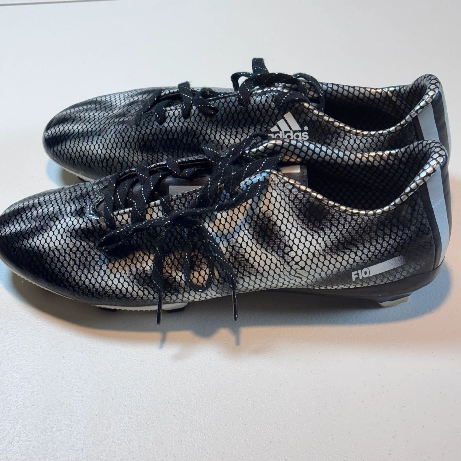 Adidas Adidas F10 Black Snake Print Soccer Shoes Mens 11 US Soccer Size US 11 / EU 44 - 6 Thumbnail
