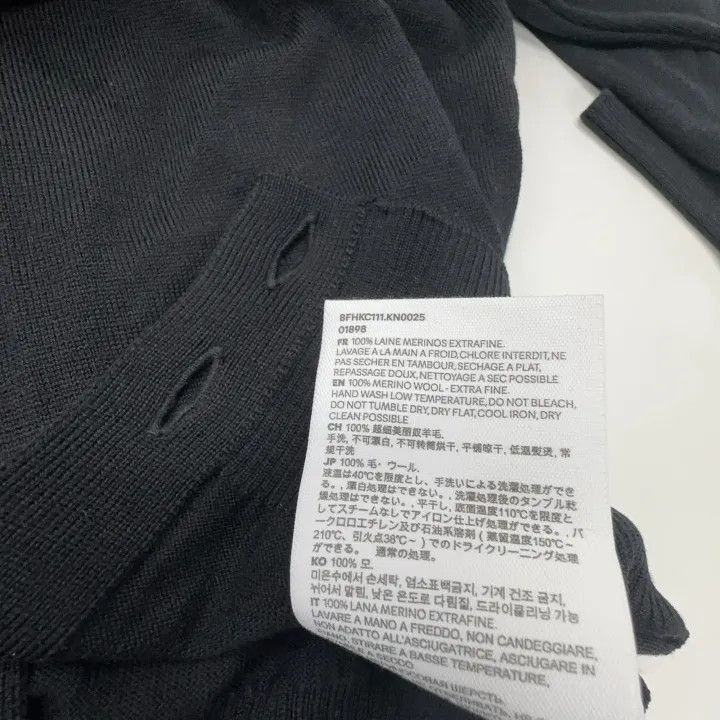 AMI AMIPARIS FW23 Men's Heart Embroidered Cardigan -2507 Size US M / EU 48-50 / 2 - 5 Thumbnail