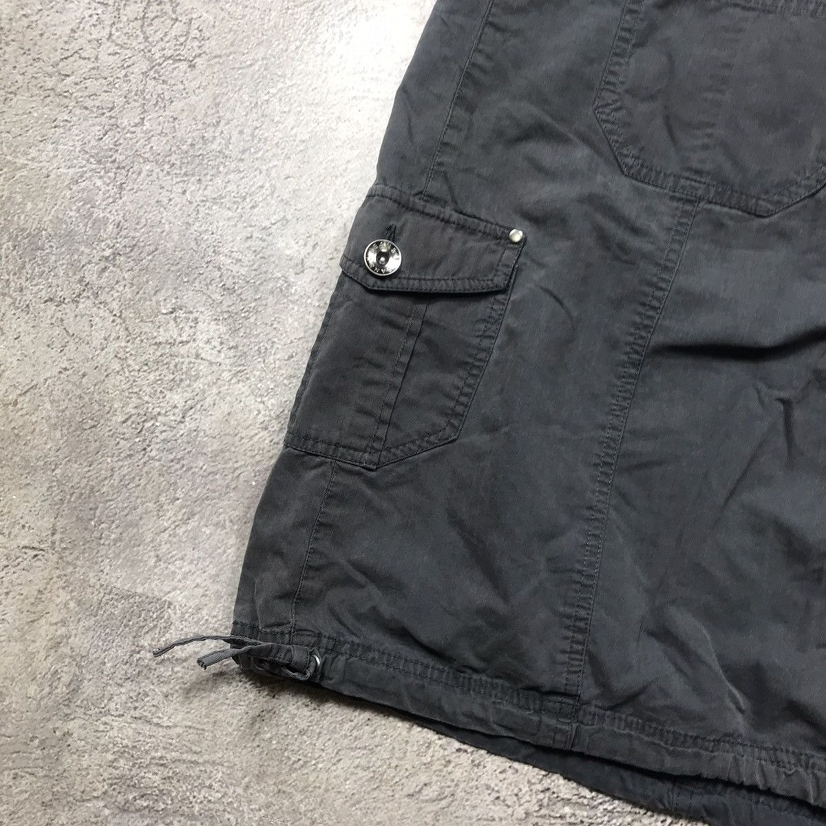 Vintage Y2K Black Cargo Midi Skirt Distressed Avant Garde Grunge 31 Size 31" - 6 Thumbnail