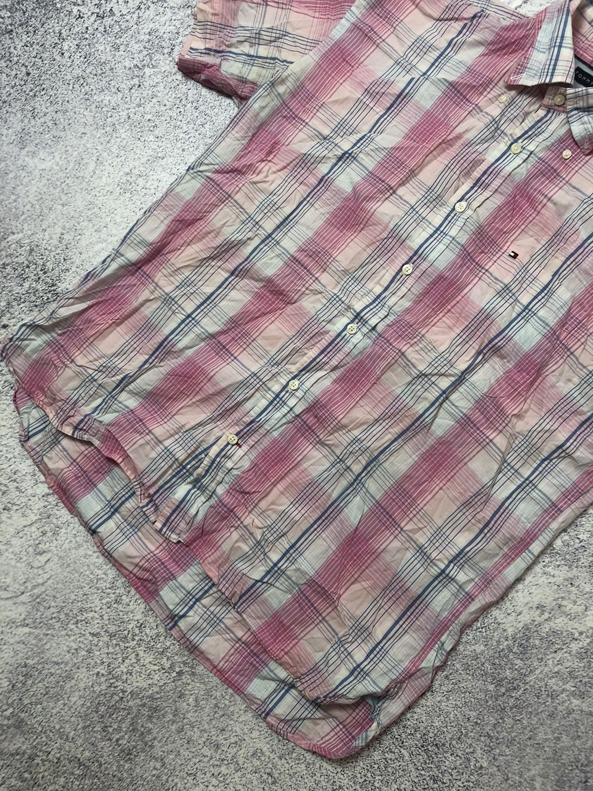 Tommy Hilfiger Men’s shirt Tommy Hilfiger size Xl vintage japan casual Size US XL / EU 56 / 4 - 4 Thumbnail