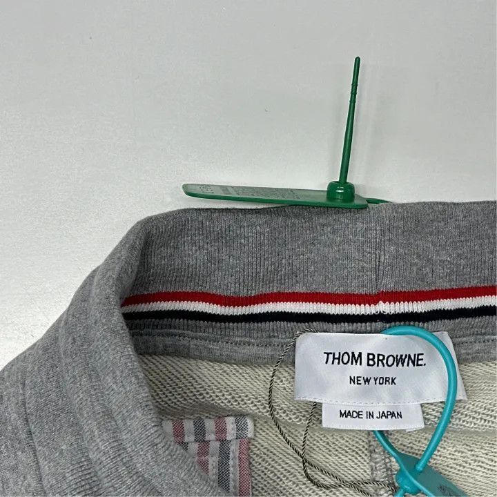 Thom Browne Thom Browne Classic Stripe Loose Casual Shorts -2507 Size US 26 / EU 42 - 2 Thumbnail