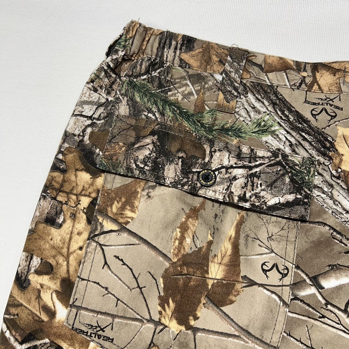 Realtree Realtree Camo Pants XL Hunting Camouflage Pocket Cargo Baggy Size US 36 / EU 52 - 12 Thumbnail