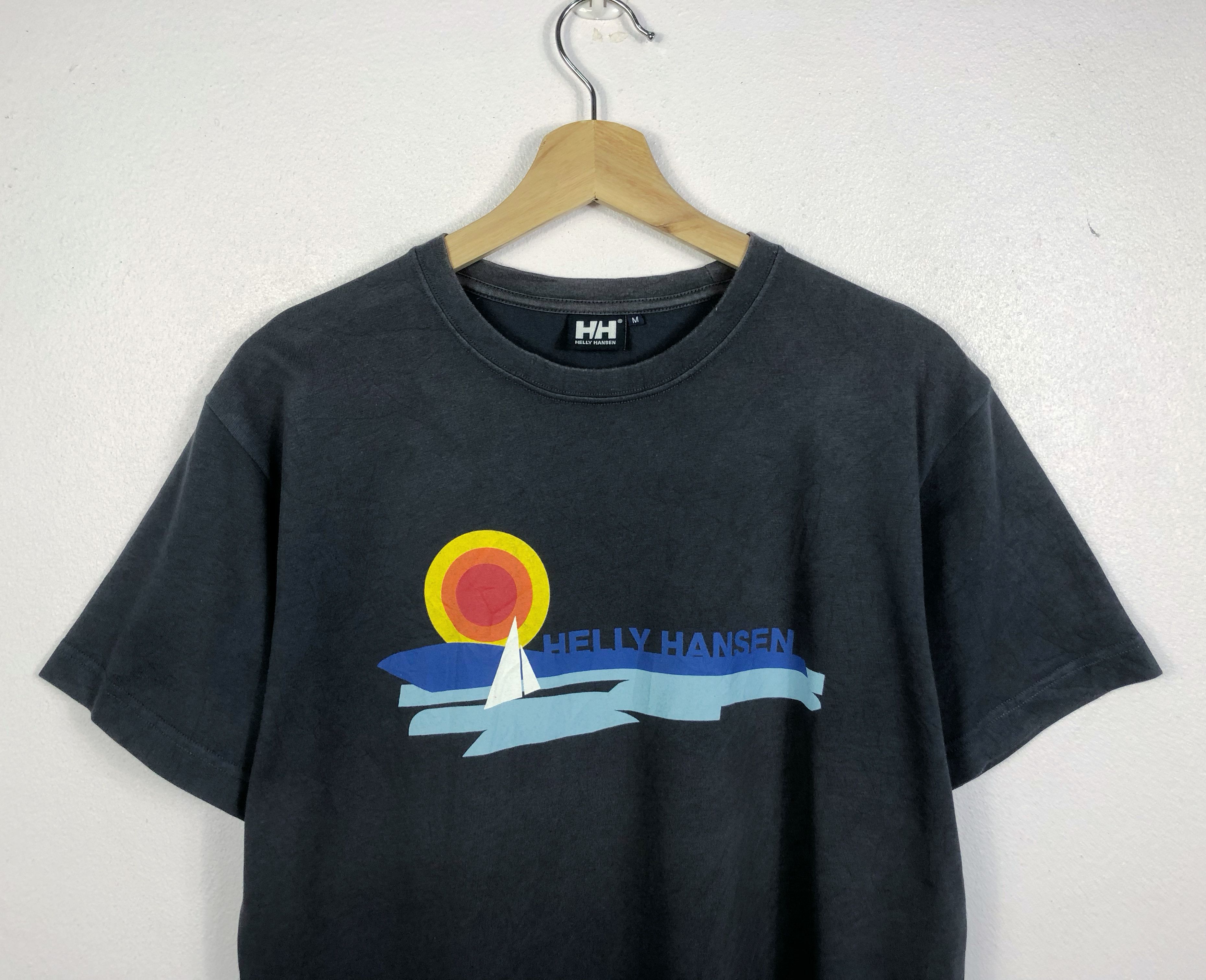 Helly Hansen Rare Vintage Y2K Helly Hansen Big Logo Spellout Tee Size US M / EU 48-50 / 2 - 2 Thumbnail