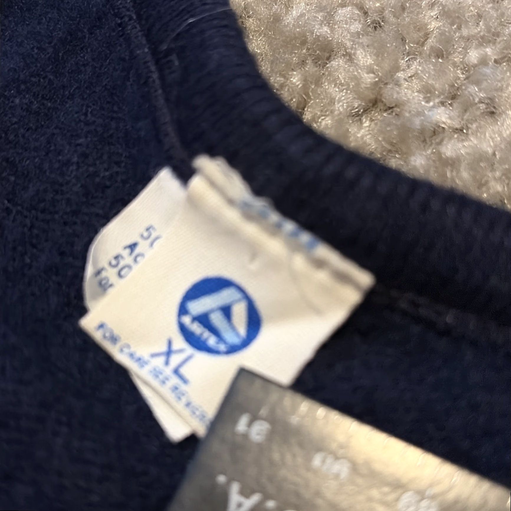 Vintage VINTAGE University Of Kentucky Wildcats Acrylic Knit V-Neck Sweater XL Navy Artex Pullover Men Size US XL / EU 56 / 4 - 5 Thumbnail