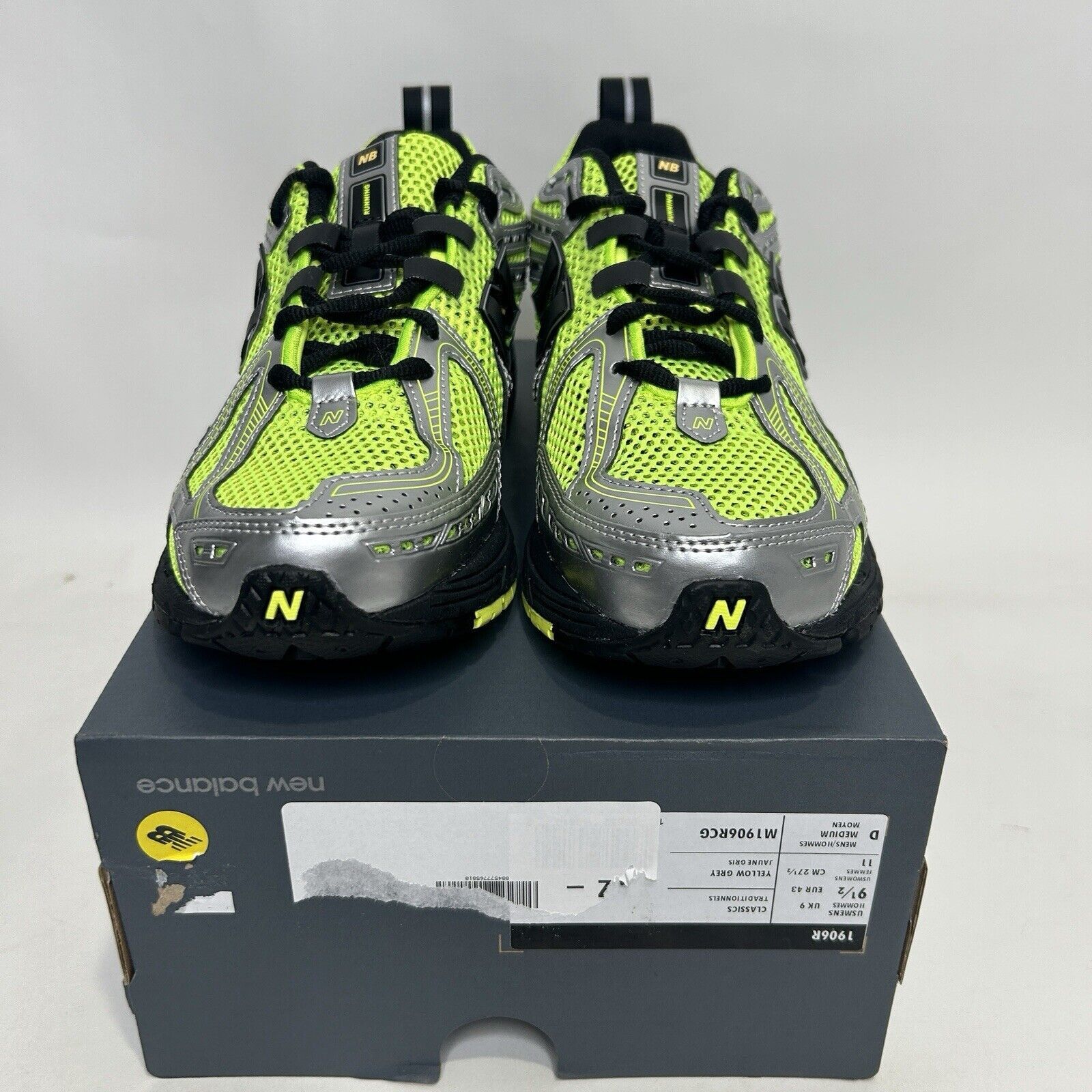 New Balance New Balance 1906R “Volt Black/Neon Green” 2024 Size US 9.5 / EU 42-43 - 2 Thumbnail