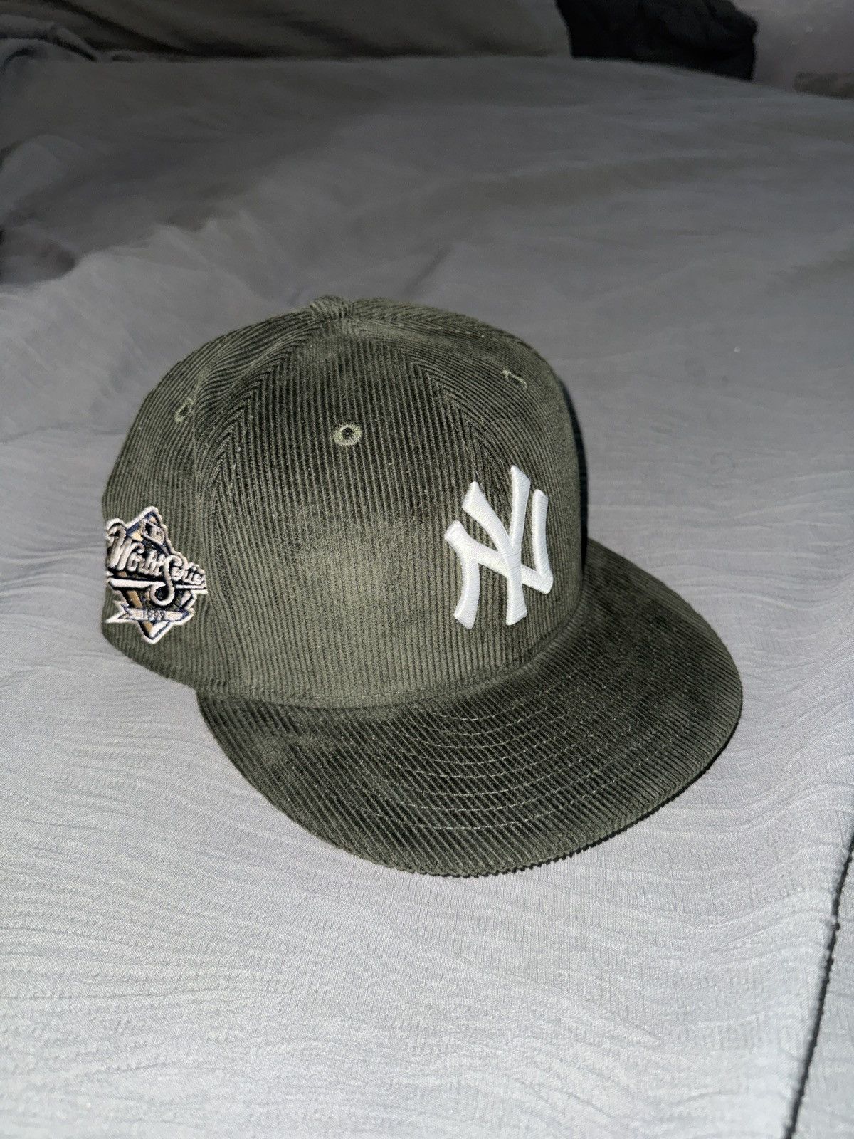 New Era New York Yankees corduroy fitted hat 7 3/8 Size ONE SIZE - 1 Thumbnail