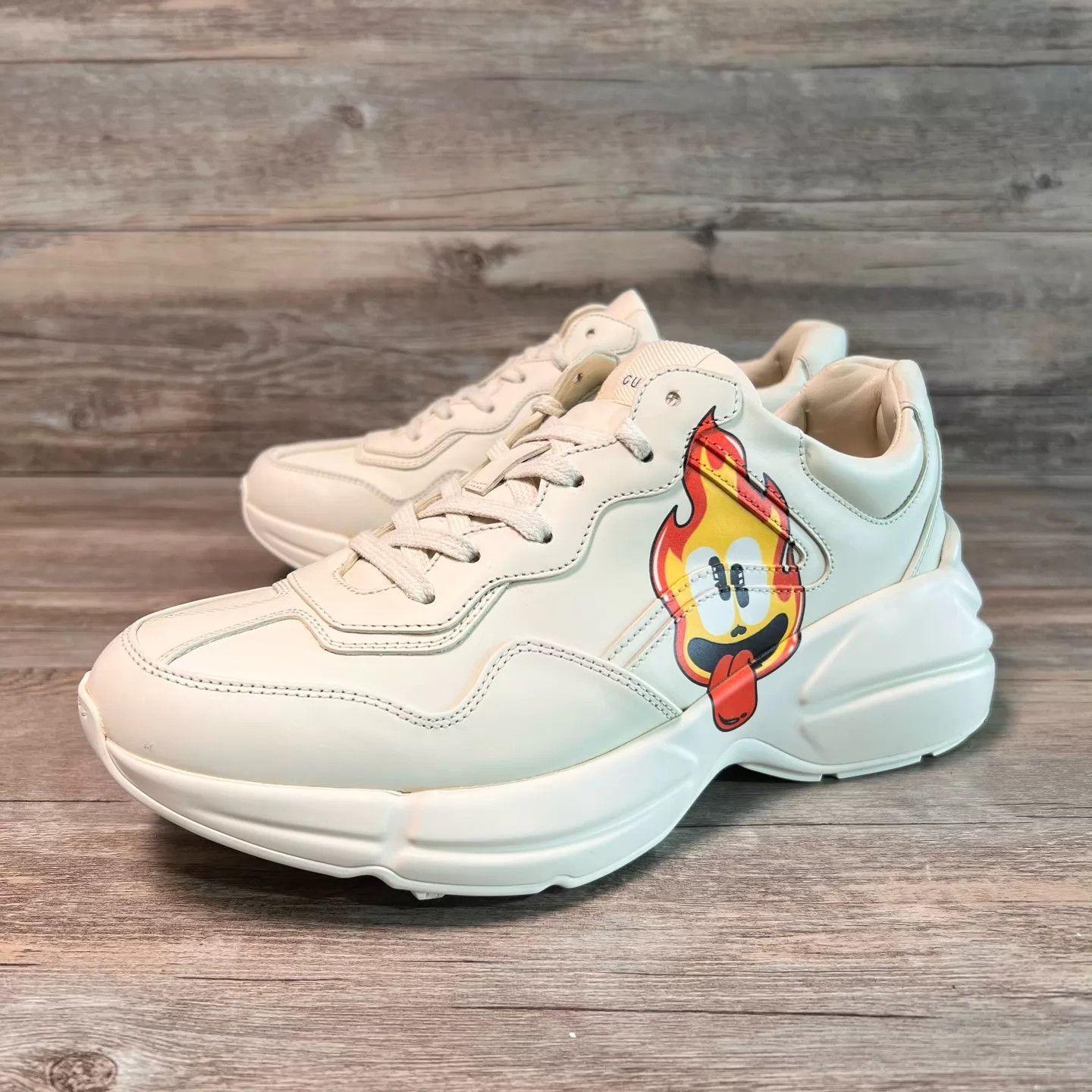 Gucci Gucci Rhyton Cartoon Flame Graphic Sneaker Off-White Size US 7.5 / EU 40-41 - 1 Thumbnail