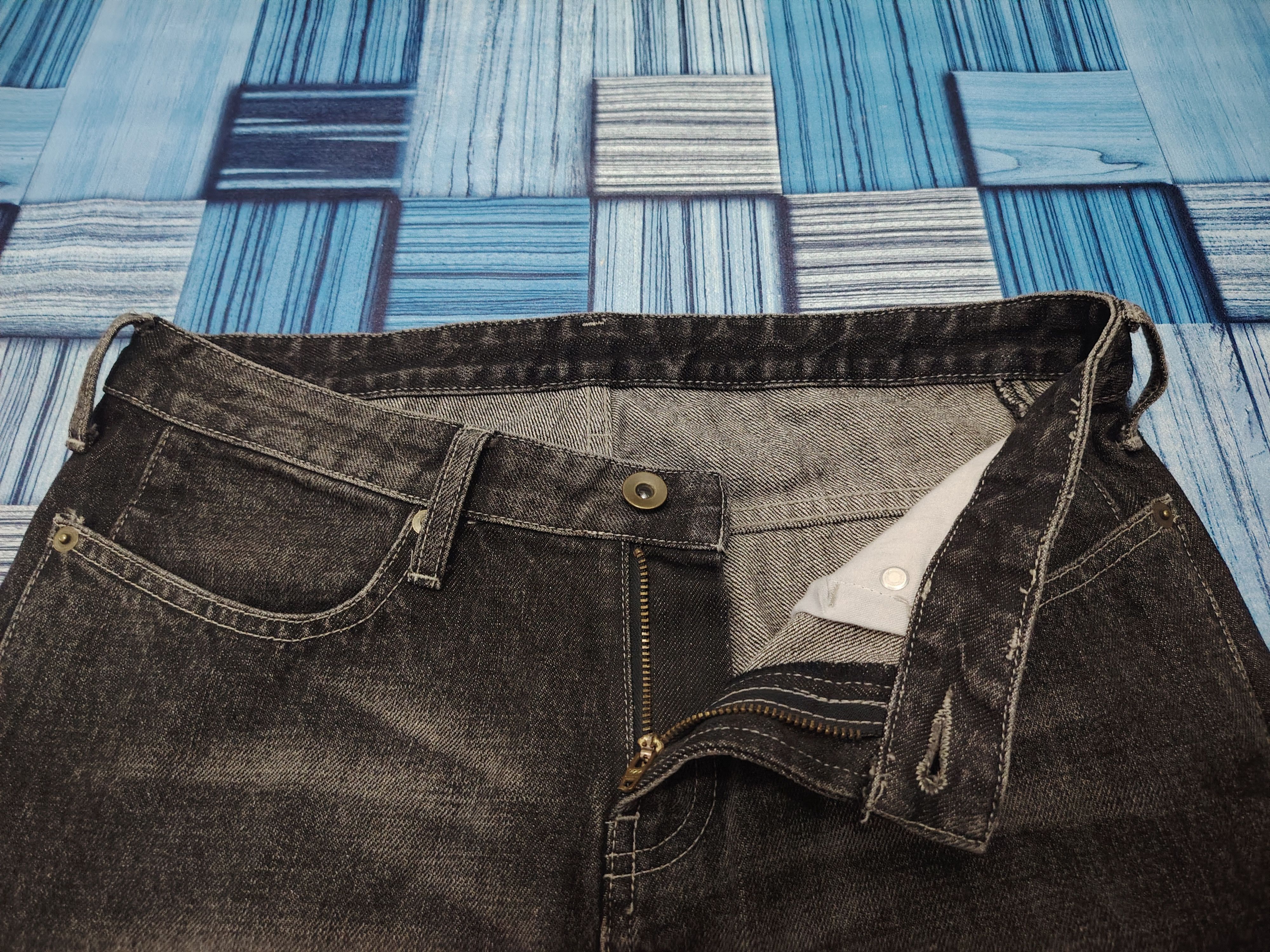 Undercover × Uniqlo Japanese Uniqlo Flare Jeans Distressed Jeans Bootcut Size US 30 / EU 46 - 10 Thumbnail