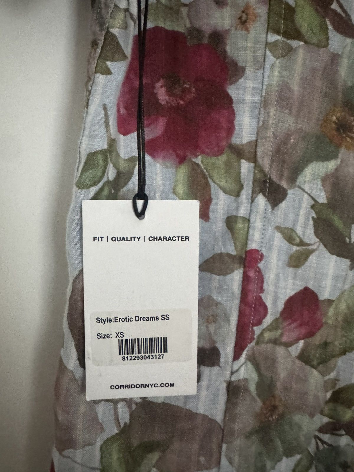 Corridor Corridor XS - Erotic Dreams - Printed Linen Short Sleeve Size US XS / EU 42 / 0 - 14 Thumbnail