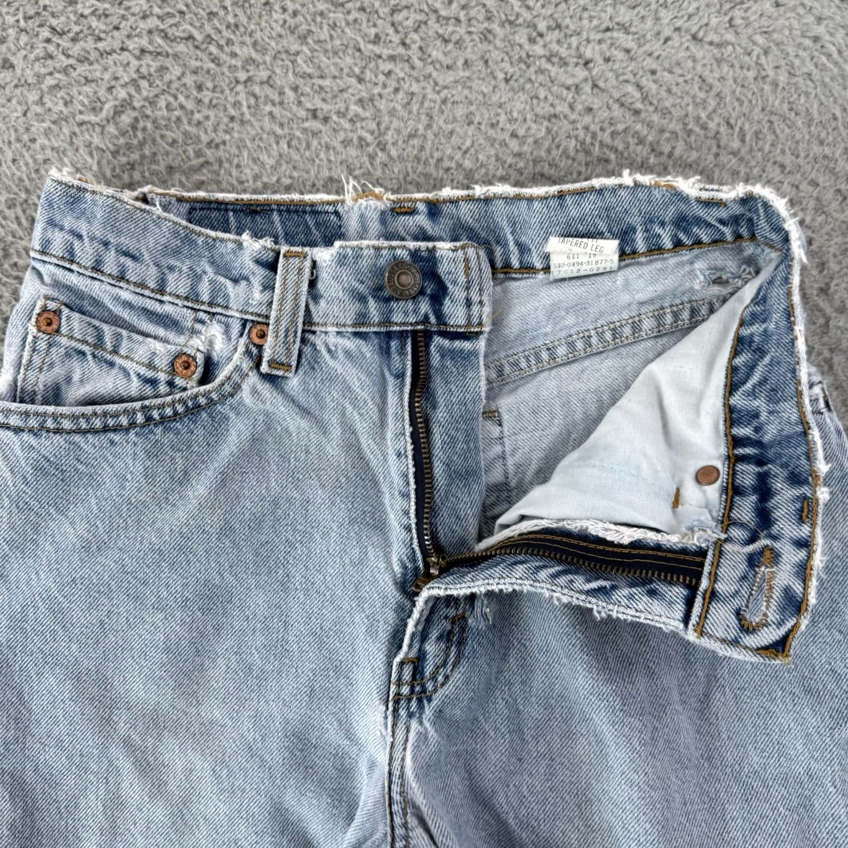 Levi's Vintage Levi's 512 Jeans Womens 7 Slim Fit 25x30 Tapered Leg 90s Light Wash USA Size 28" / US 6 / IT 42 - 5 Thumbnail